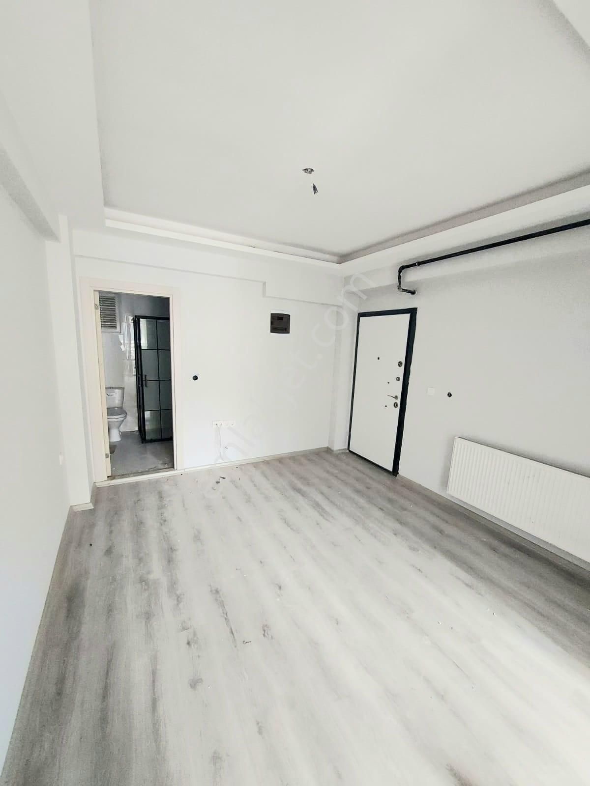 Barış Mahallesi 1+1 Sıfır Satılık Daire