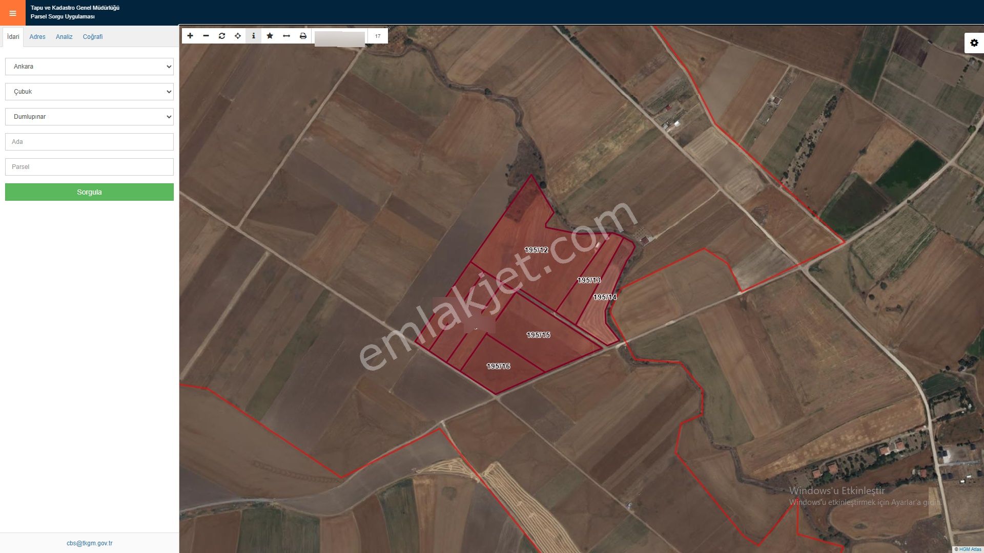 Gökçe Emlak'tan Satılık Dumlupınarda 500m² Yola Cephe Tarla