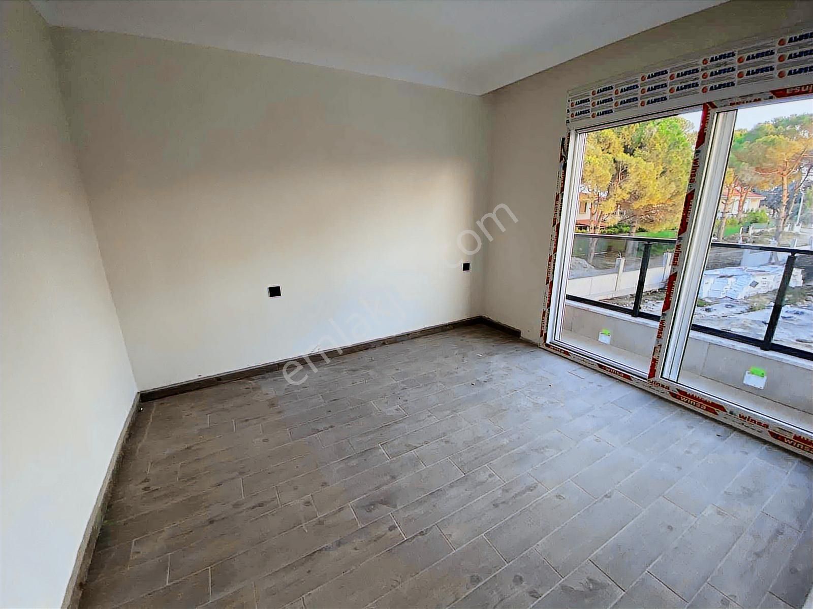 Dağlıgayrimenkul'den Sahilde Denize Yürümemesafesi 2+1 Daireler - Görsel 31