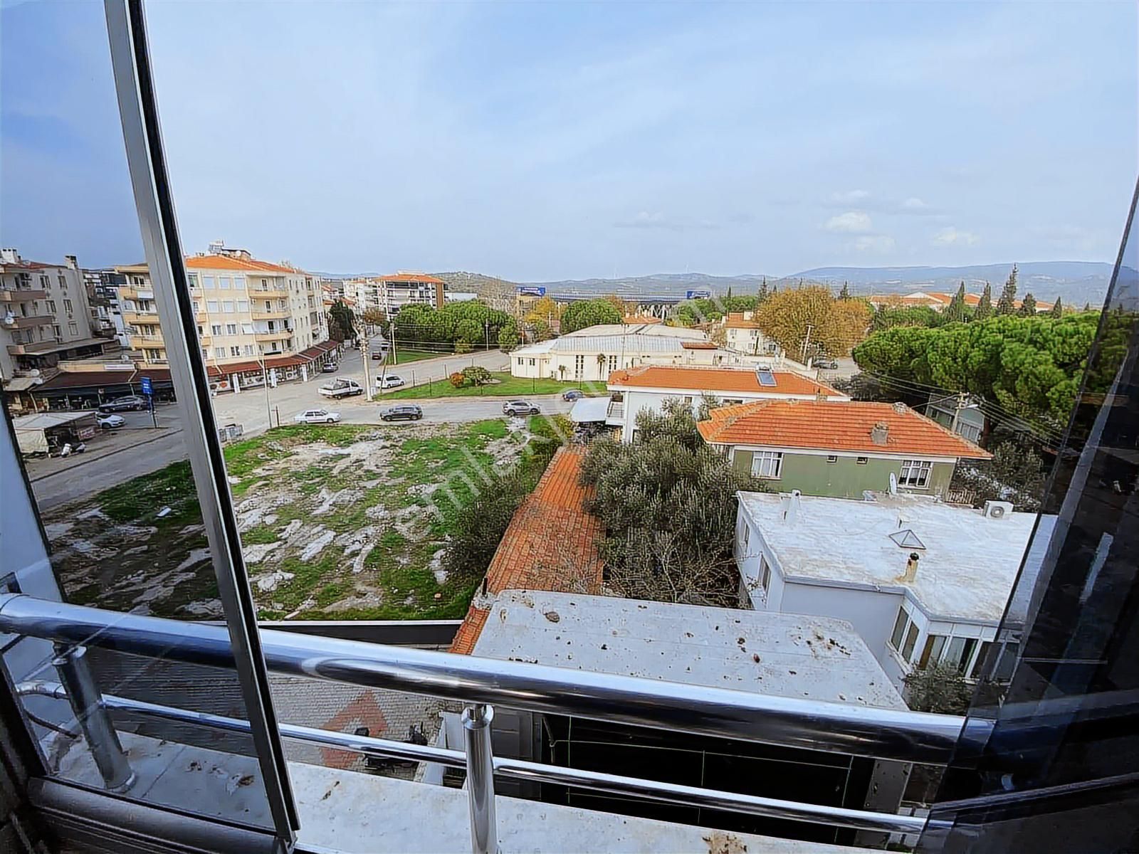 Dağlı !gayrimenkul'den 3+1 Merkezi Konumda 140m2 Fırsat Daire - Görsel 7