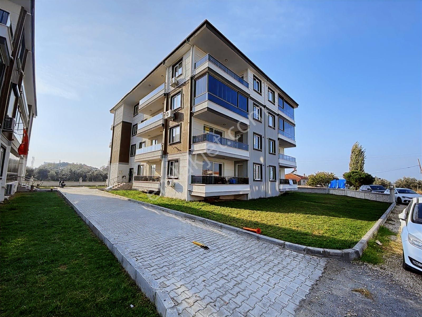 Dağlı !gayrimenkul'den Site İçi Geniş Ve Büyük Sıfır 3+1