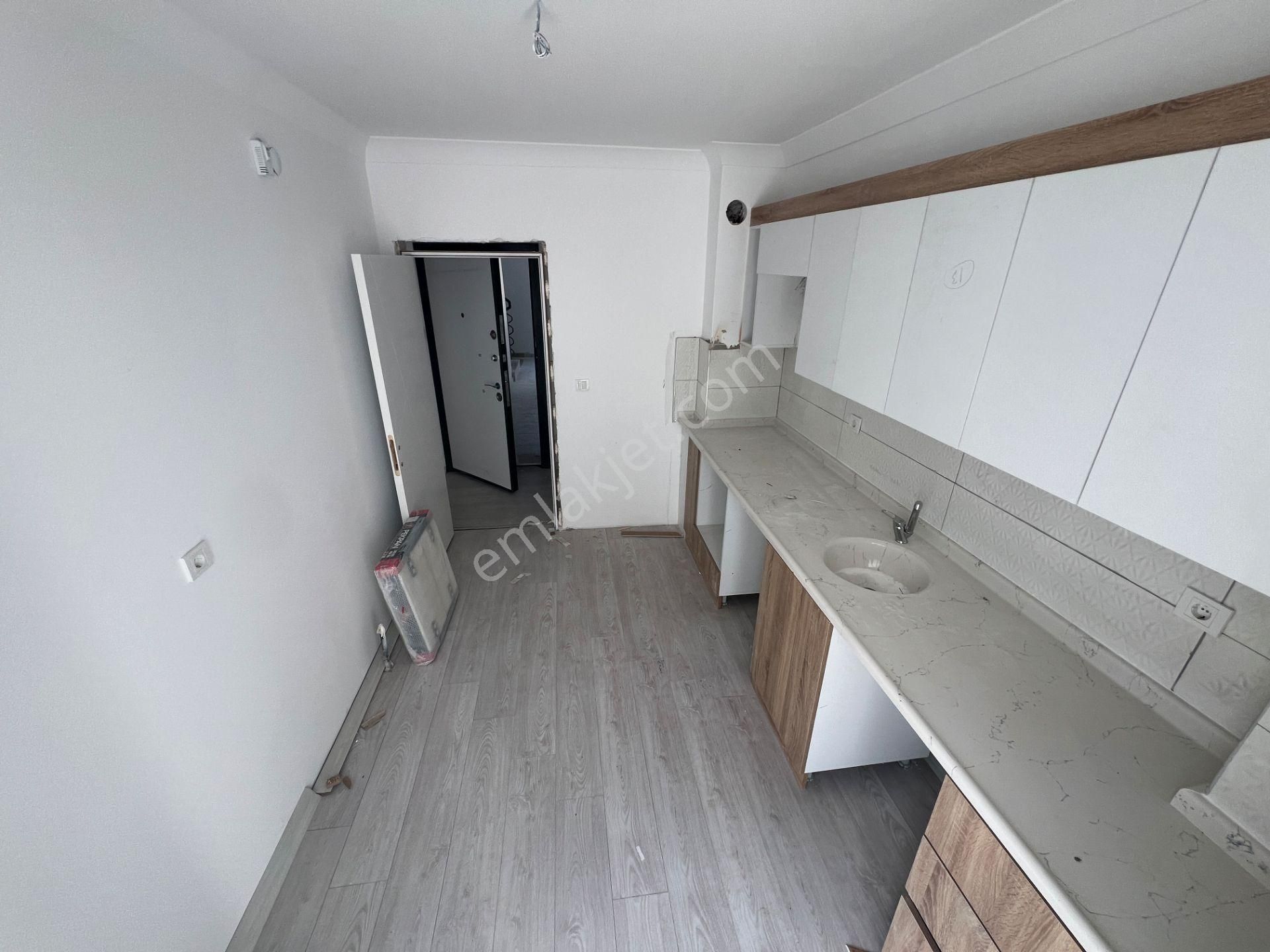 Sincan Pınarbaşı Mah Sıfırkredi Limitsız Asansor3.arakatta Daire - Görsel 5