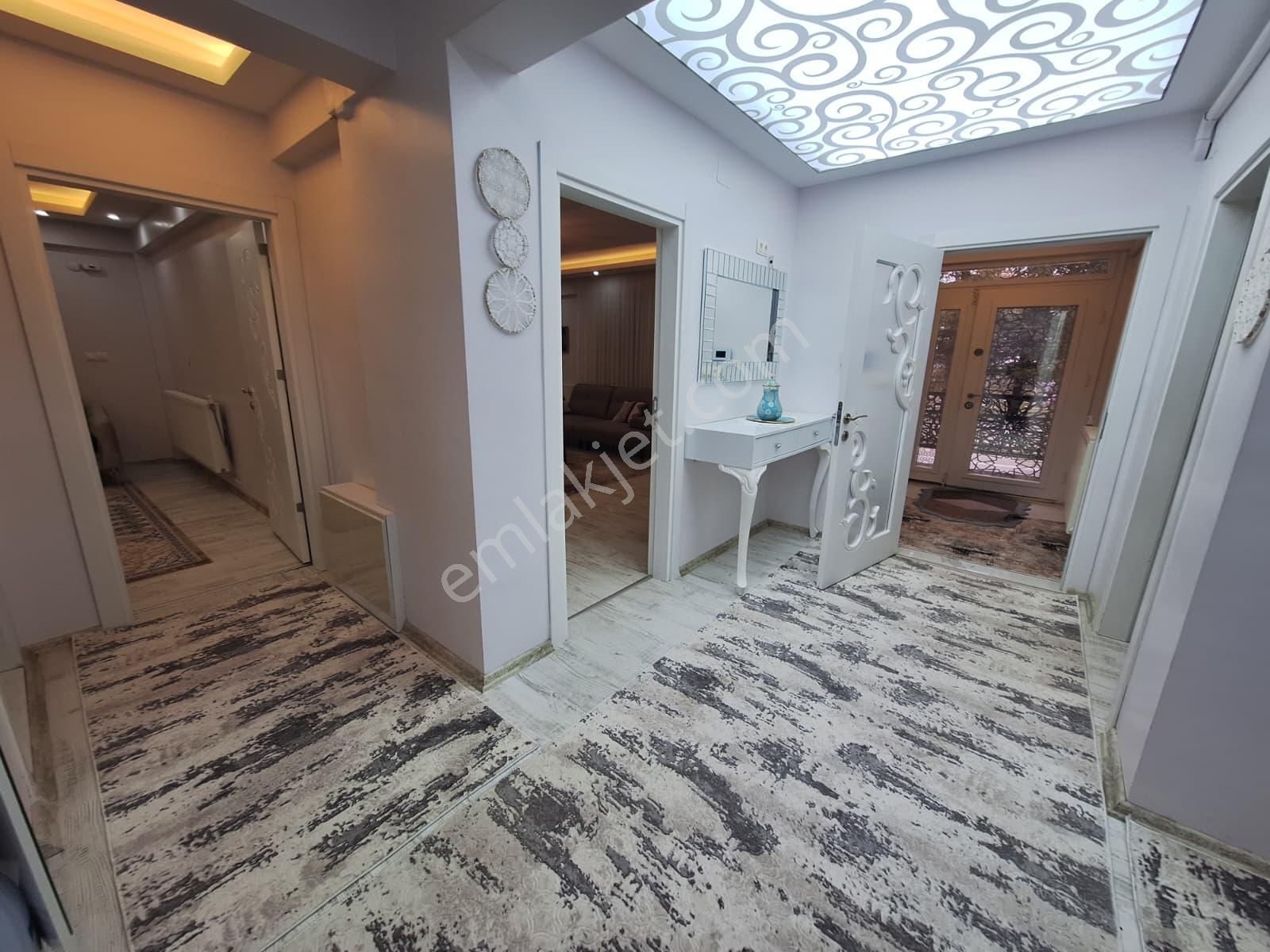 Yaman'dan Bolvadin Bağlarbaşı Mahallesin'de Satılık 5+1 Villa - Görsel 19