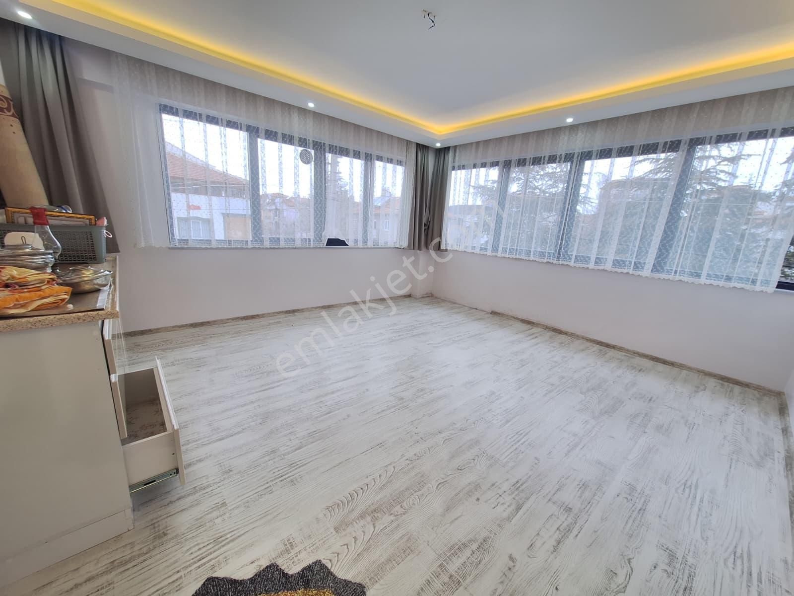 Yaman'dan Bolvadin Bağlarbaşı Mahallesin'de Satılık 5+1 Villa - Görsel 11