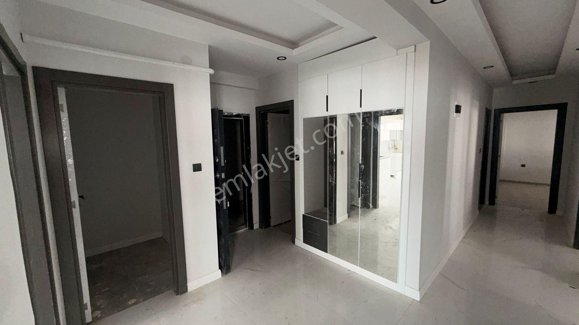 Barak Emlak'tan Sosyal Bilimler Civarı Satılık 3+1 Lüks Daireler - Görsel 30