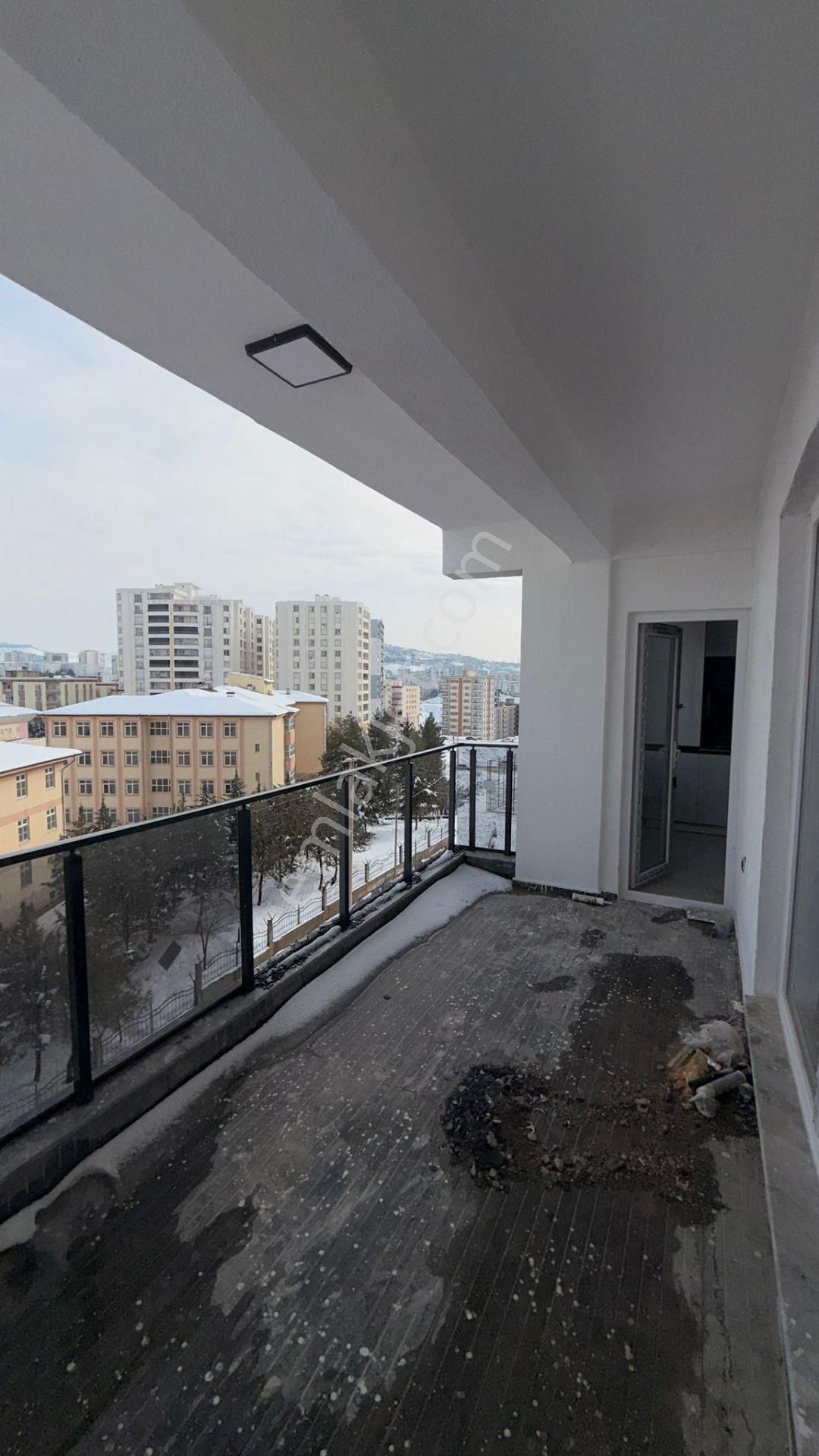 Barak Emlak'tan Sosyal Bilimler Civarı Satılık 3+1 Lüks Daireler - Görsel 22