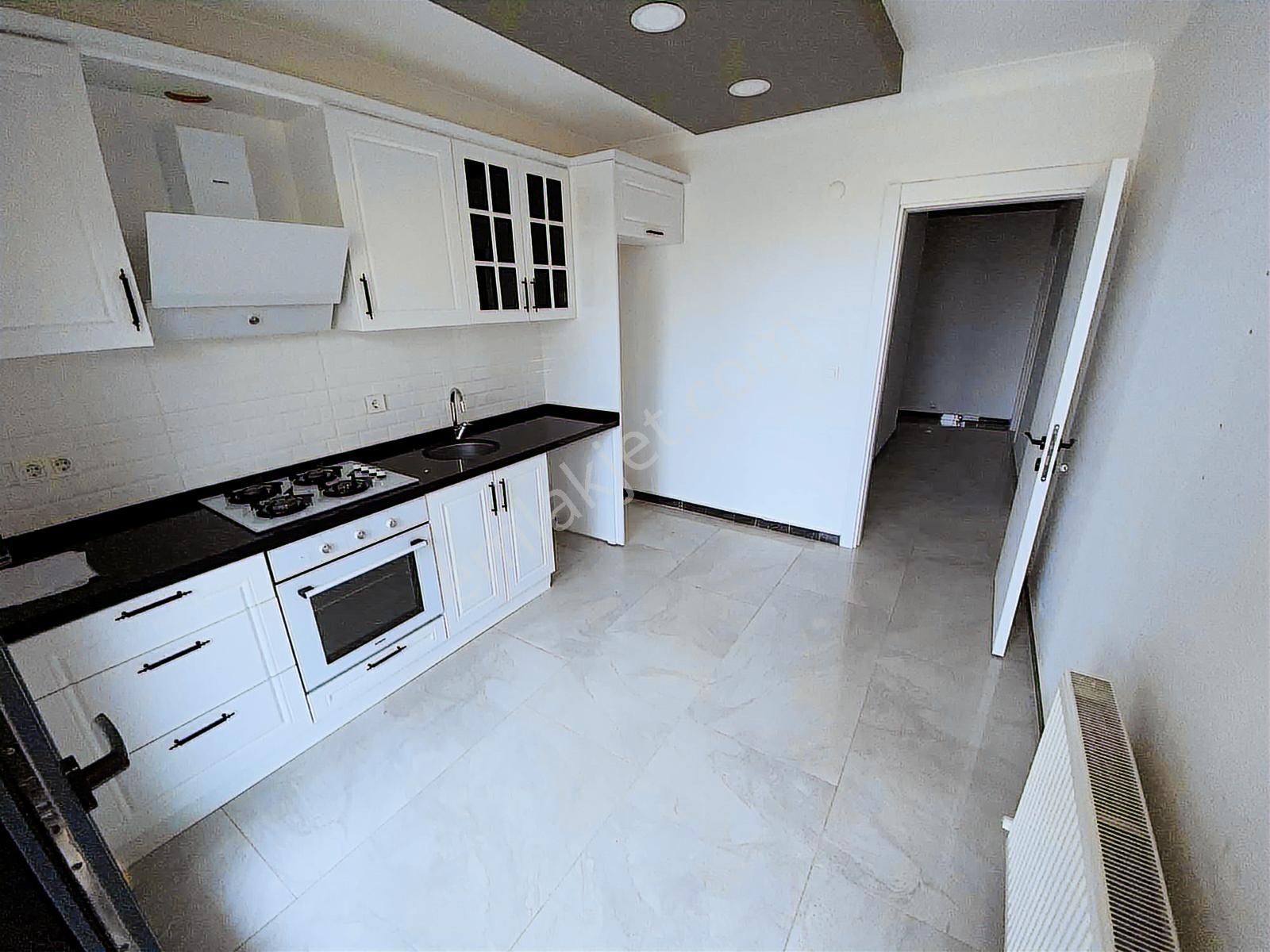 Dağlı !gayrimenkul'den 3+1 Ara Kat Cadde Üzeri Sıfır Daire