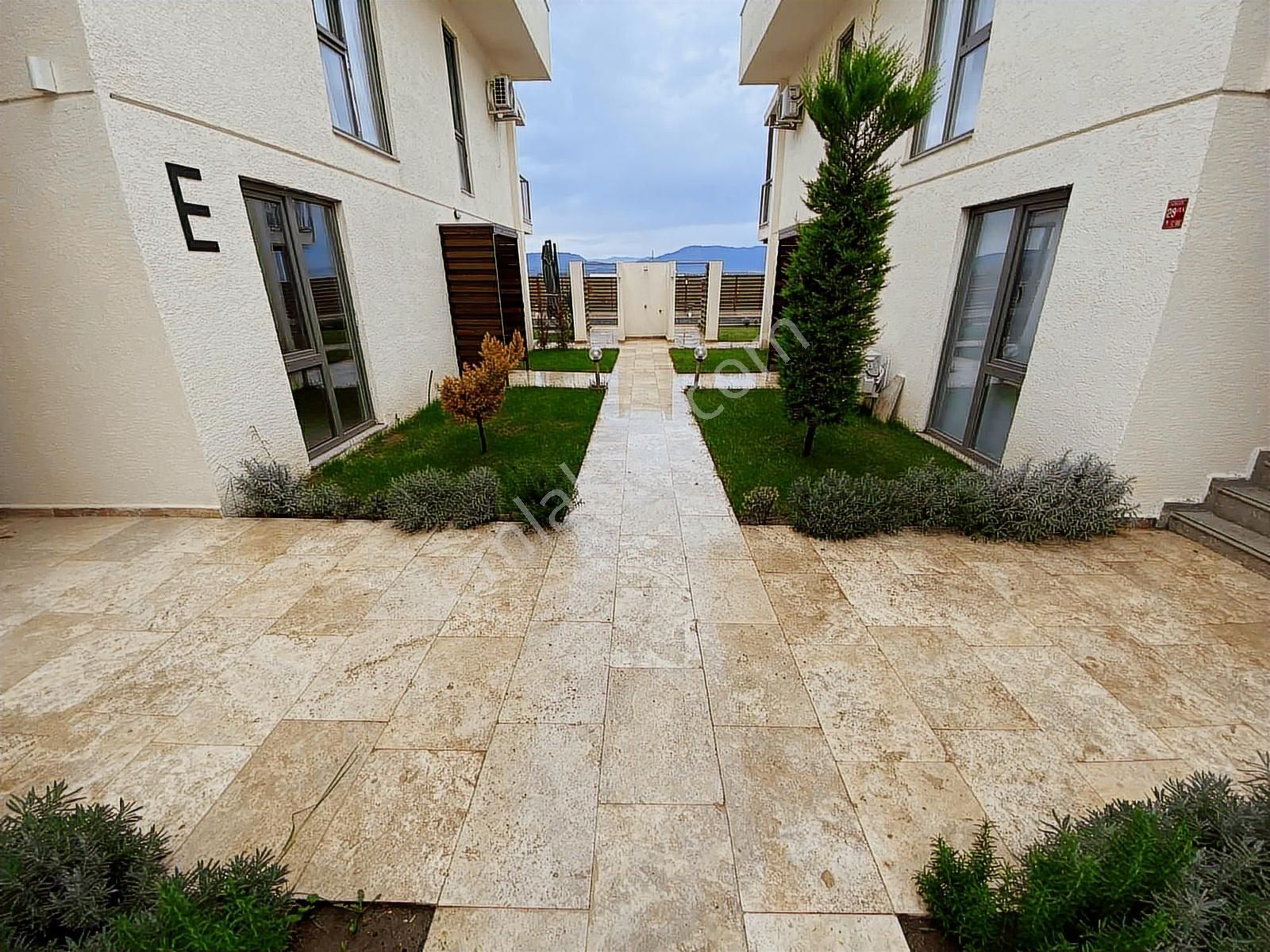 Dağlı !gayrimenkul'den Sahilde 2+1 Havuzlu Site İçi Özel Daire - Görsel 14