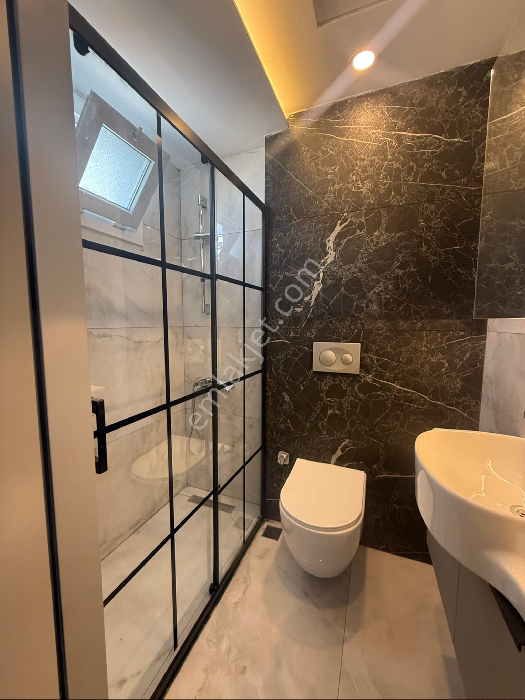 Aydınlar’da 7/24 Güvenlikli Havuzlu Sitede Ultra Lüks 2+1 - Görsel 14