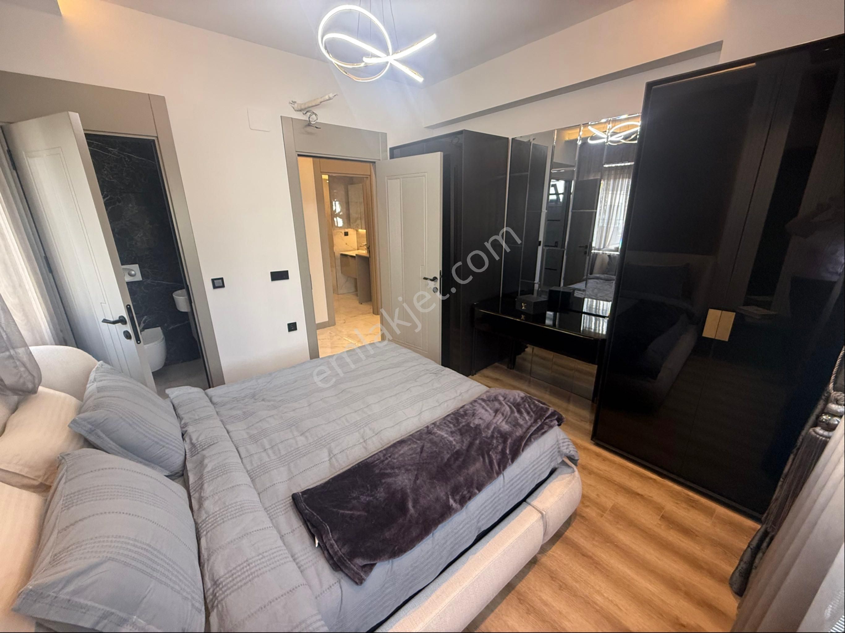 Aydınlar’da 7/24 Güvenlikli Havuzlu Sitede Ultra Lüks 2+1 - Görsel 11