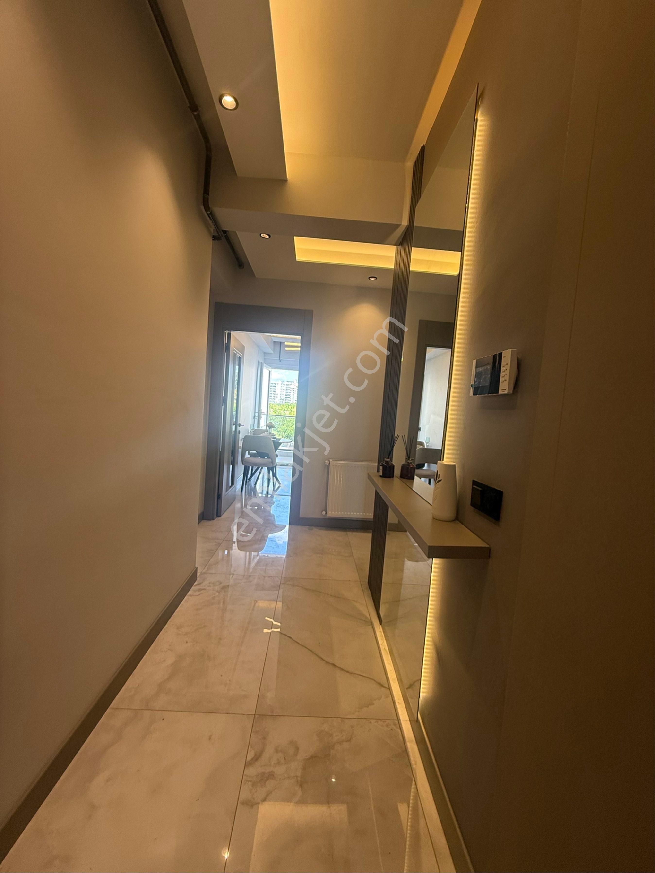 Aydınlar’da 7/24 Güvenlikli Havuzlu Sitede Ultra Lüks 2+1 - Görsel 25