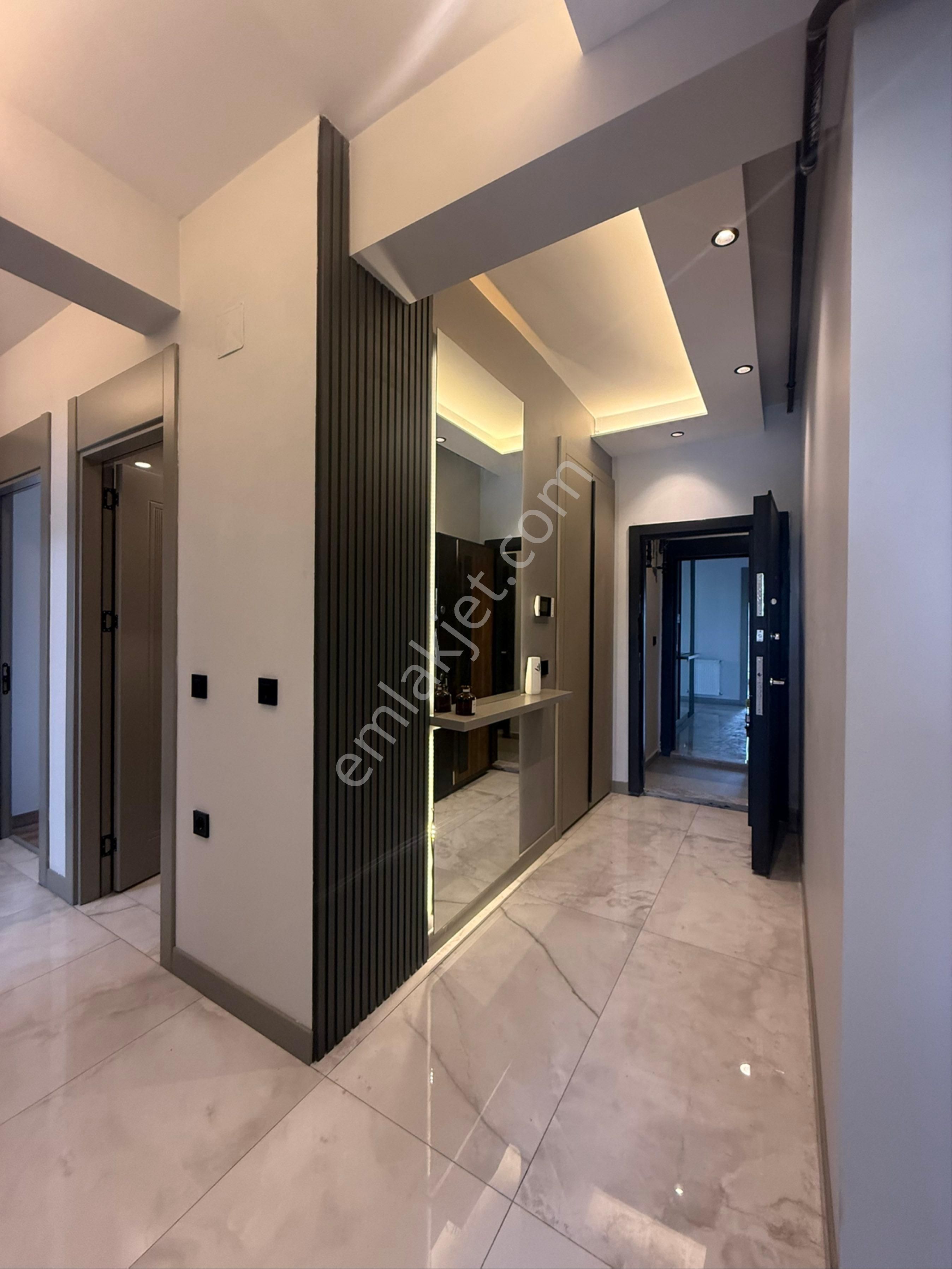 Aydınlar’da 7/24 Güvenlikli Havuzlu Sitede Ultra Lüks 2+1 - Görsel 27