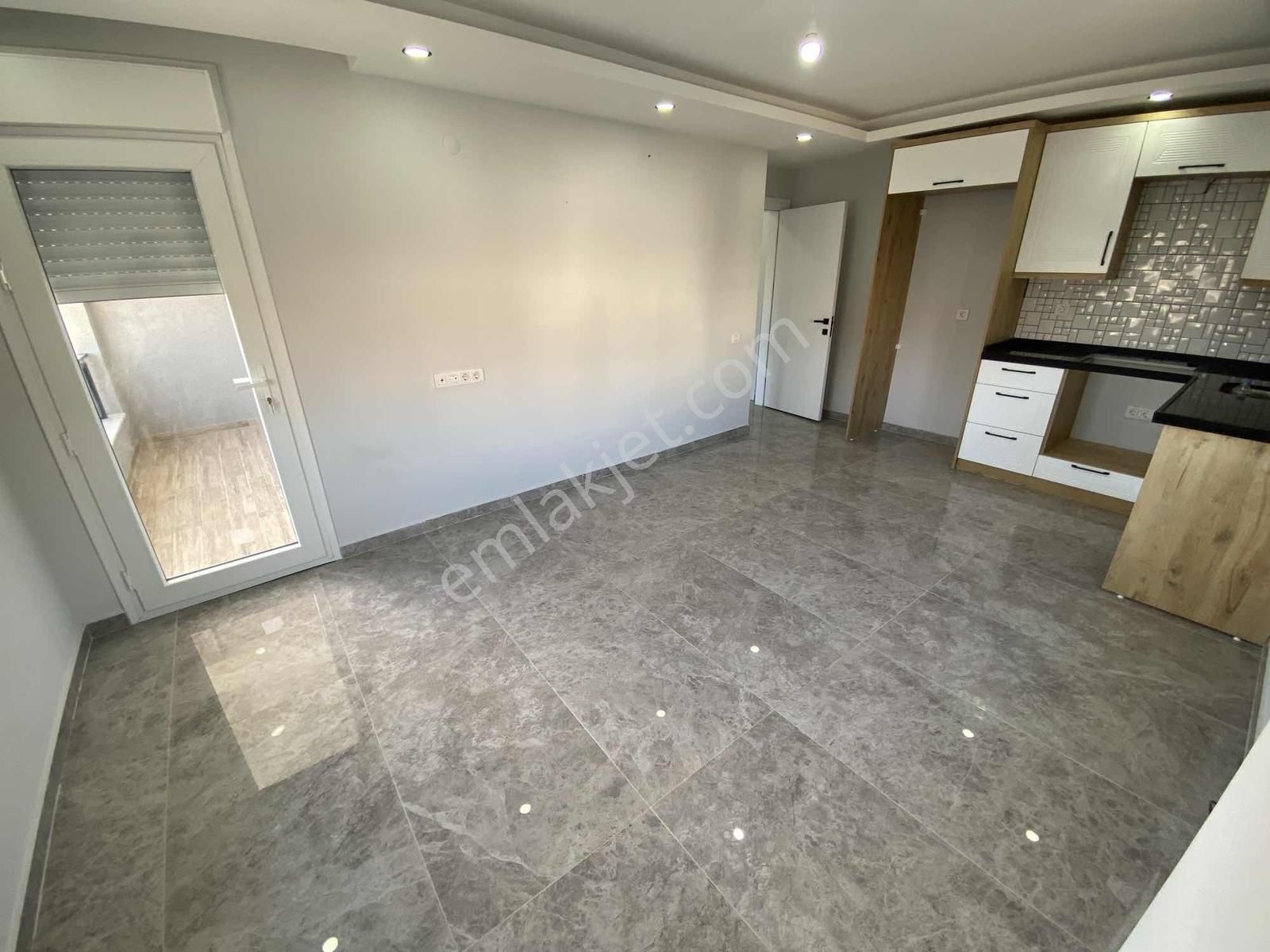 Dağlı Gayrimenkul'den Sıfır 2+1 Kiralık - Görsel 24