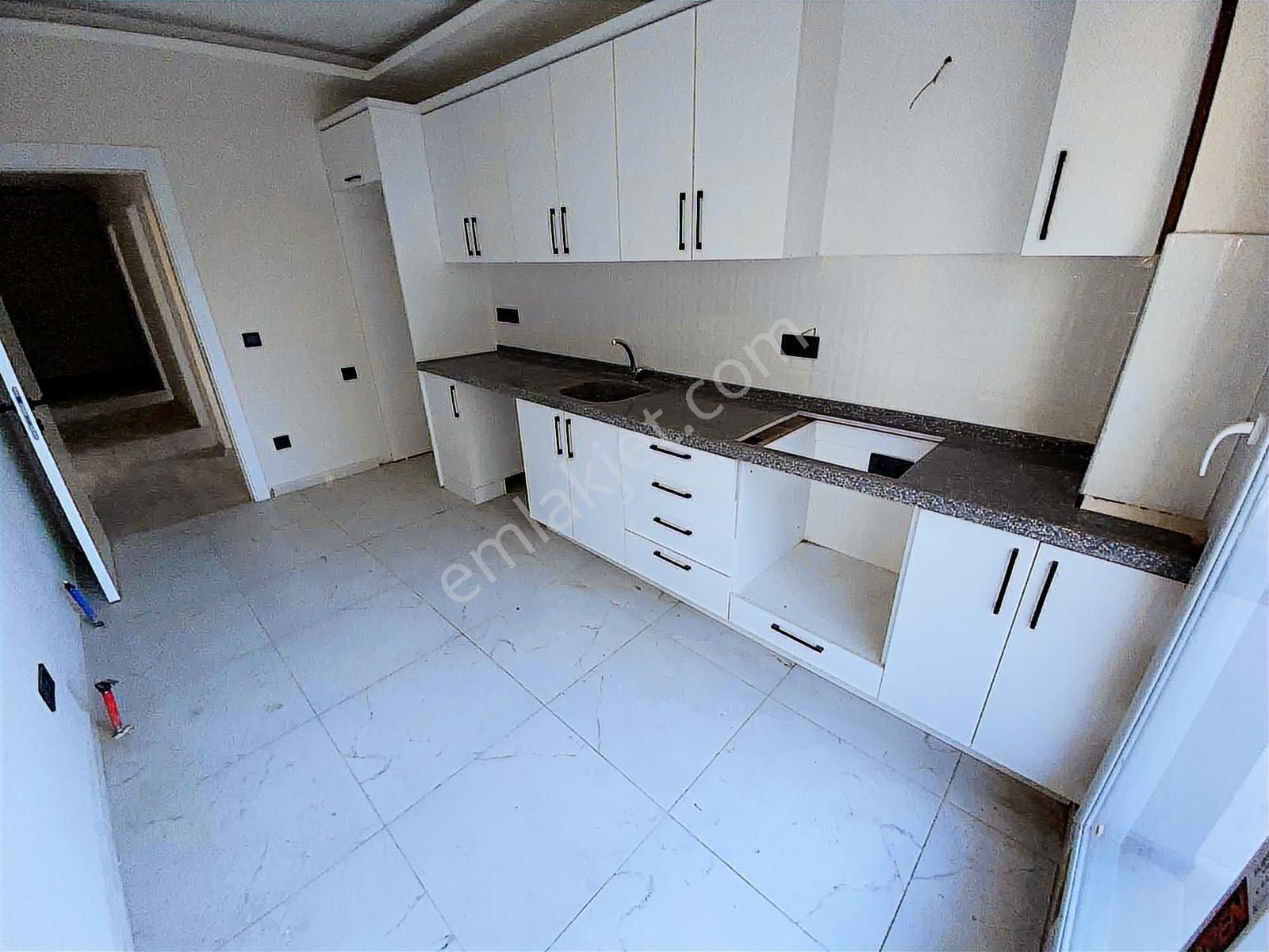 Dağlı !gayrimenkul'den 3+1 Çiftbanyo Merkezikonum Bahçekullanım - Görsel 16