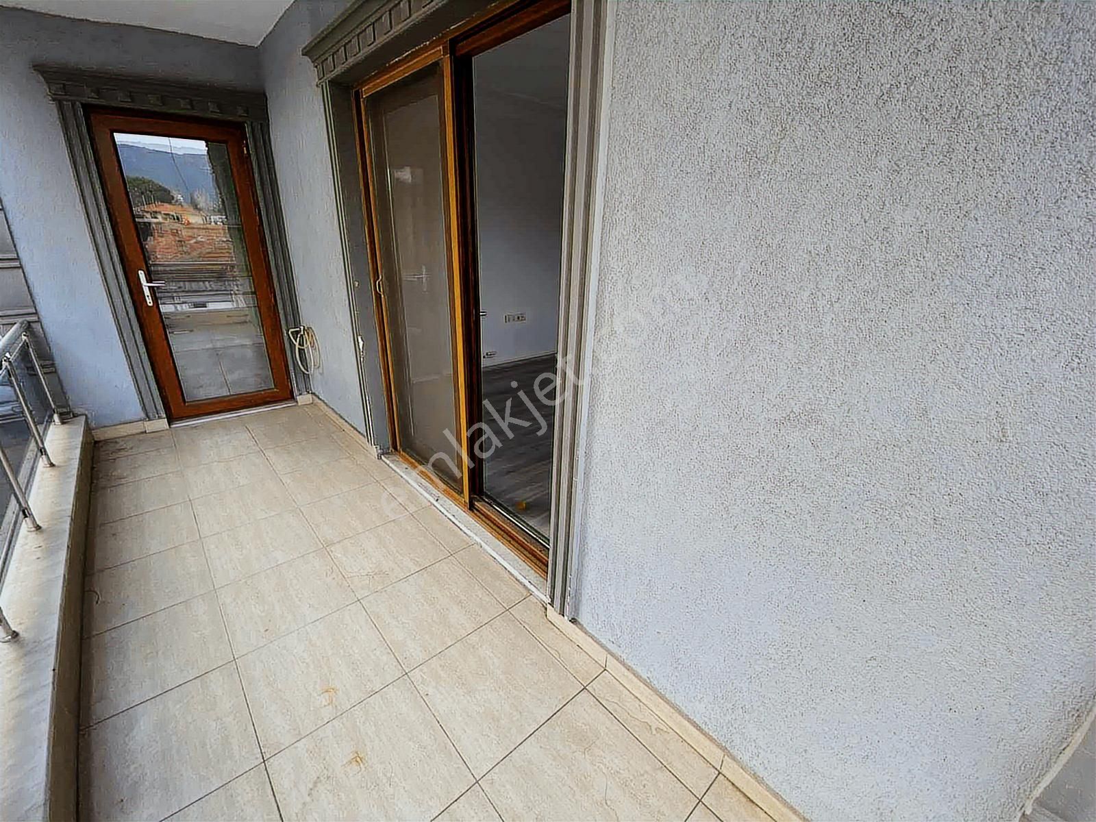 Dağlı Gayrimenkul'den 150m2/3+1 Kaloriferli Otobüs Güzergahı - Görsel 14