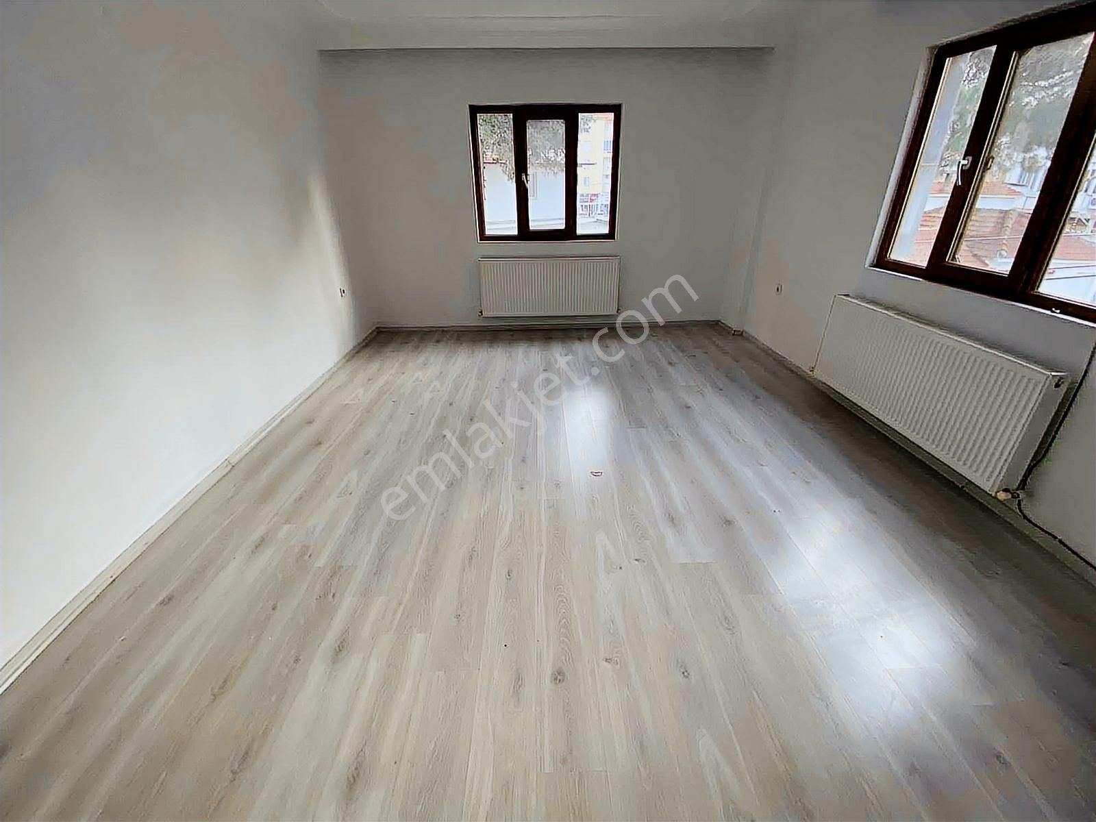 Dağlı Gayrimenkul'den 150m2/3+1 Kaloriferli Otobüs Güzergahı - Görsel 5