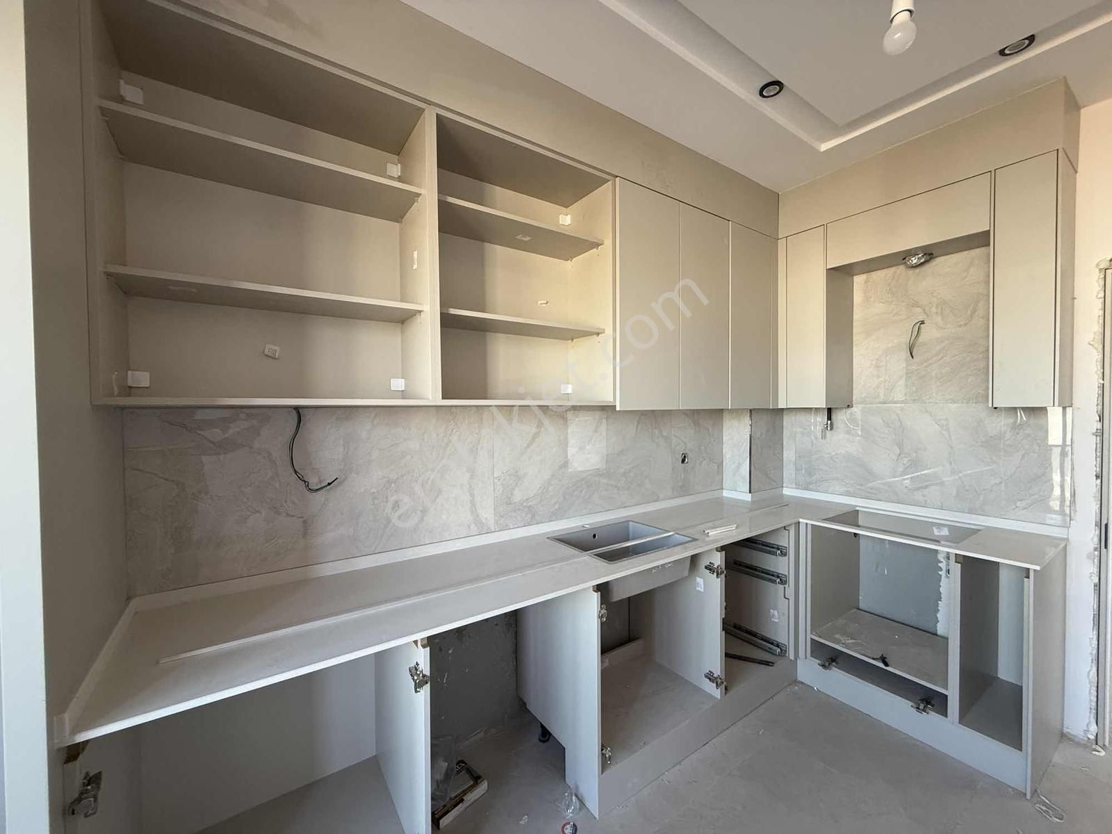 Yenişafak'ta Satılık Ferhatlar Koleji Altında 3+1 Daire - Görsel 2