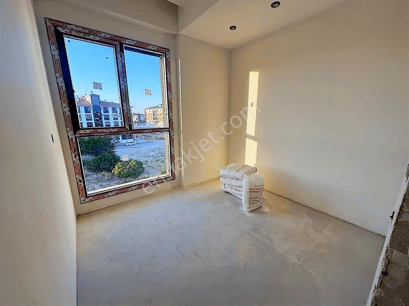 Yenişafak'ta Satılık Ferhatlar Koleji Altında 3+1 Daire - Görsel 12