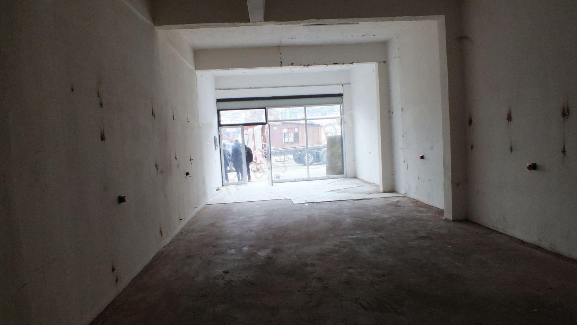 Deliklitaş Kiralık 100m2 Yol Üstü Dükkan - Görsel 7