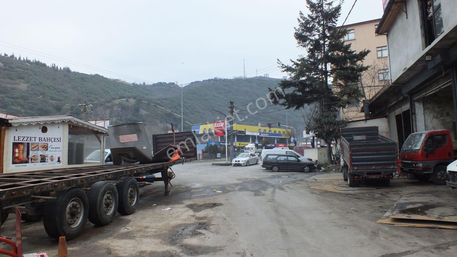 Deliklitaş Kiralık 100m2 Yol Üstü Dükkan - Görsel 2