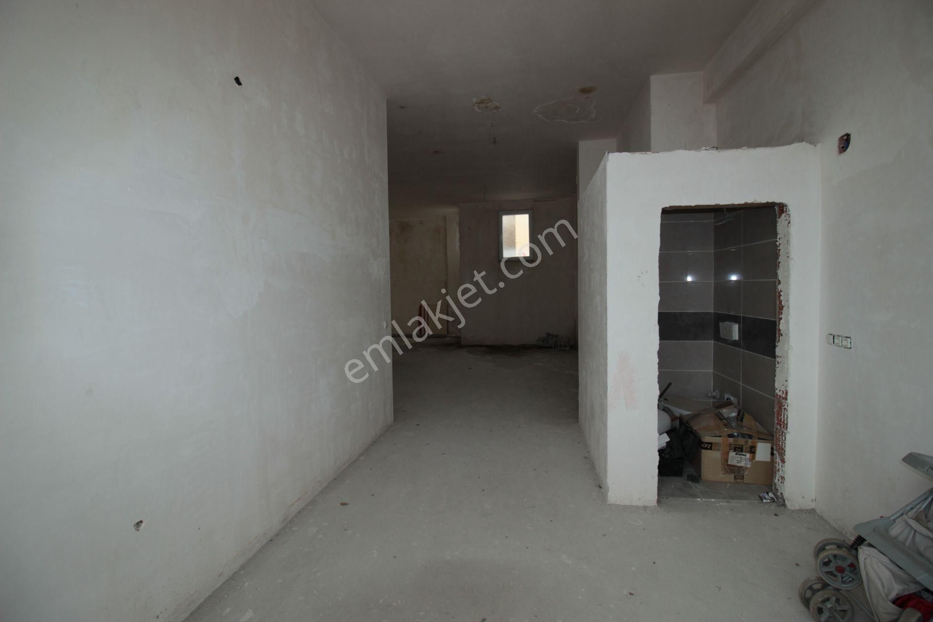 Kaçmaz Emlak'tan Trabzon 2 Nolu Erdoğdu Mahallesine Satılık Mağaza - Görsel 17