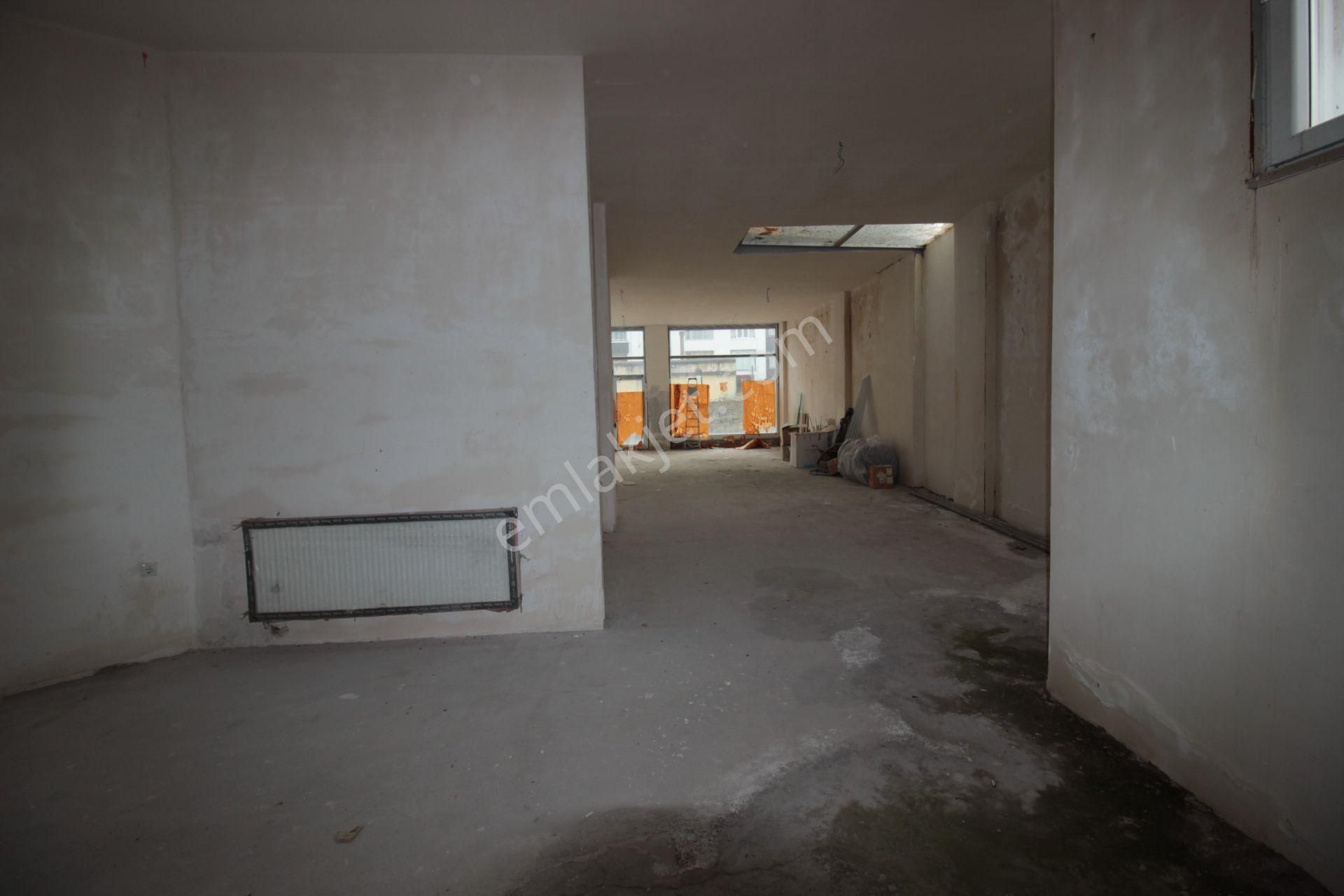 Kaçmaz Emlak'tan Trabzon 2 Nolu Erdoğdu Mahallesine Satılık Mağaza - Görsel 16