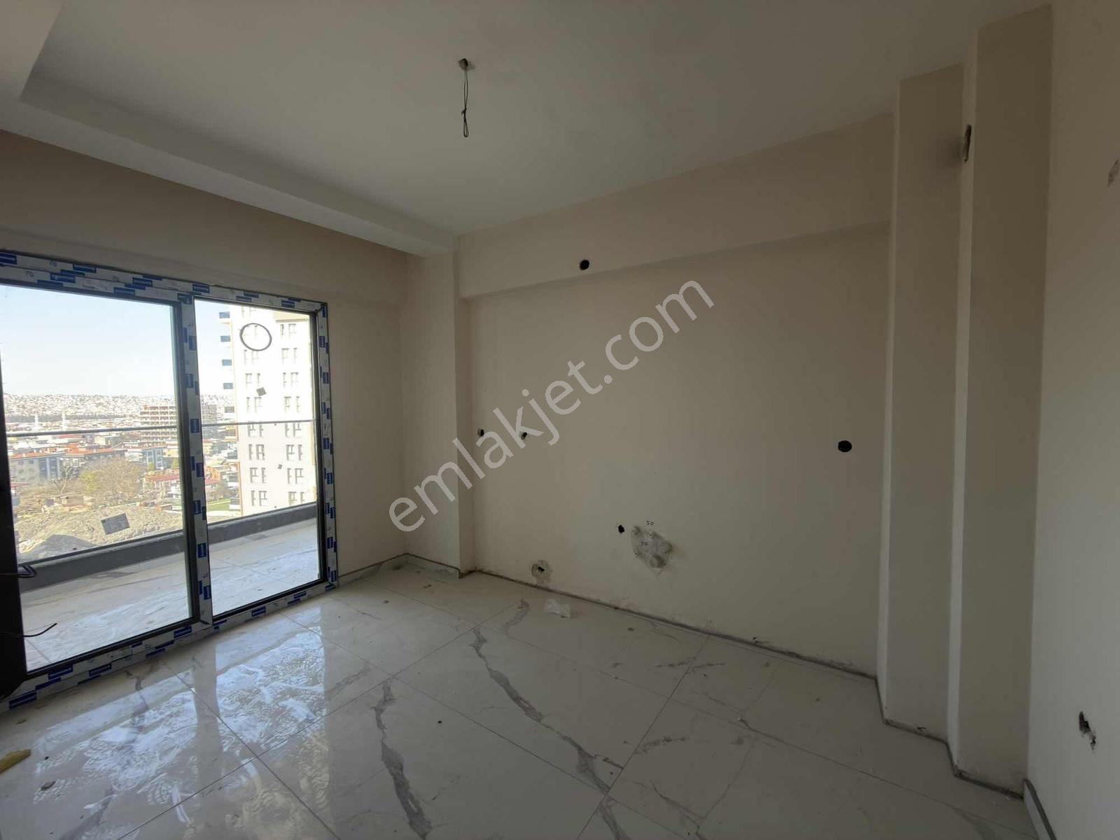 Güler'den Satılık 2+1 Havuzlu Sitede Daire - Görsel 4