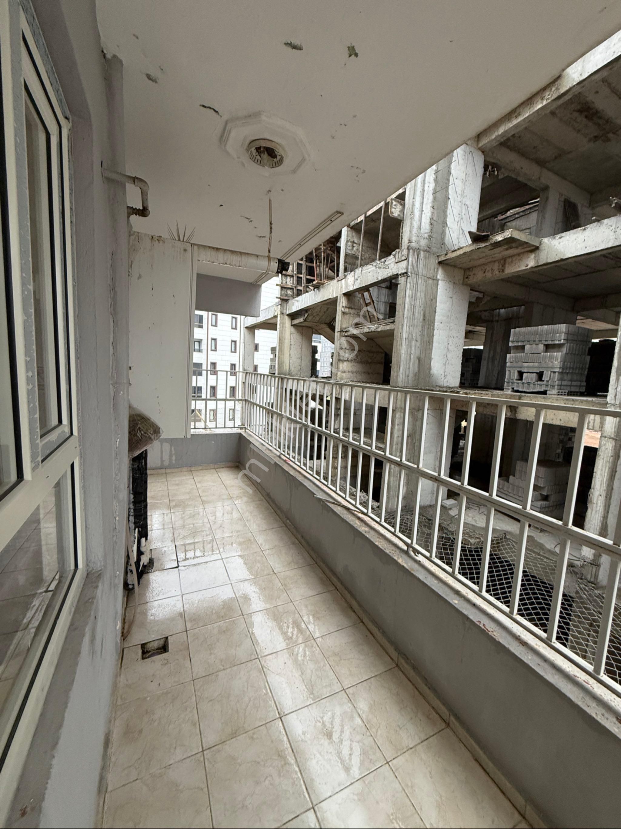 Acilll Satılıkkkk Atakent’te Diş Hastanesi Civarı İncirlioba Okulu Yanı Ara Kat Daire - Görsel 4