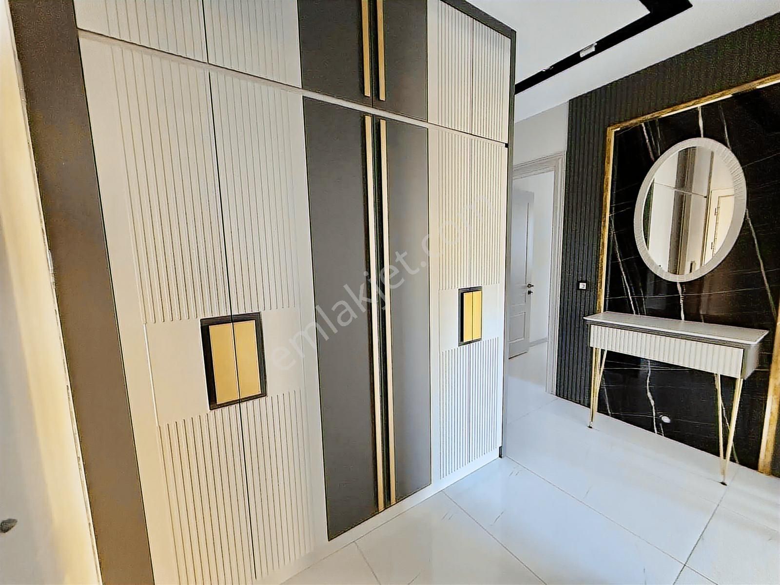 Adalet Mahallesi'nde Satılık 3.5+1 180 M2 Bahçe Katı Daire - Görsel 5