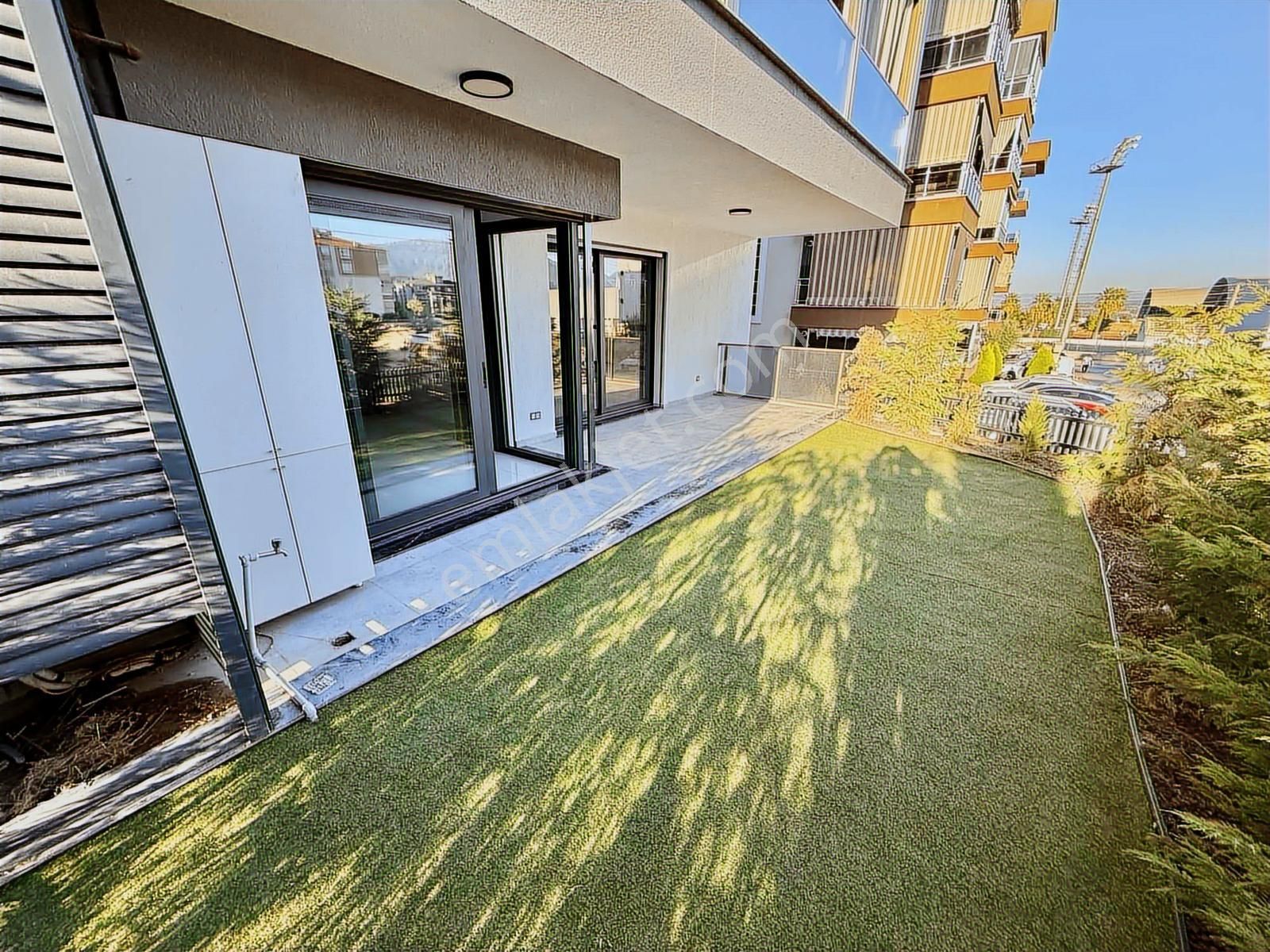 Adalet Mahallesi'nde Satılık 3.5+1 180 M2 Bahçe Katı Daire - Görsel 23