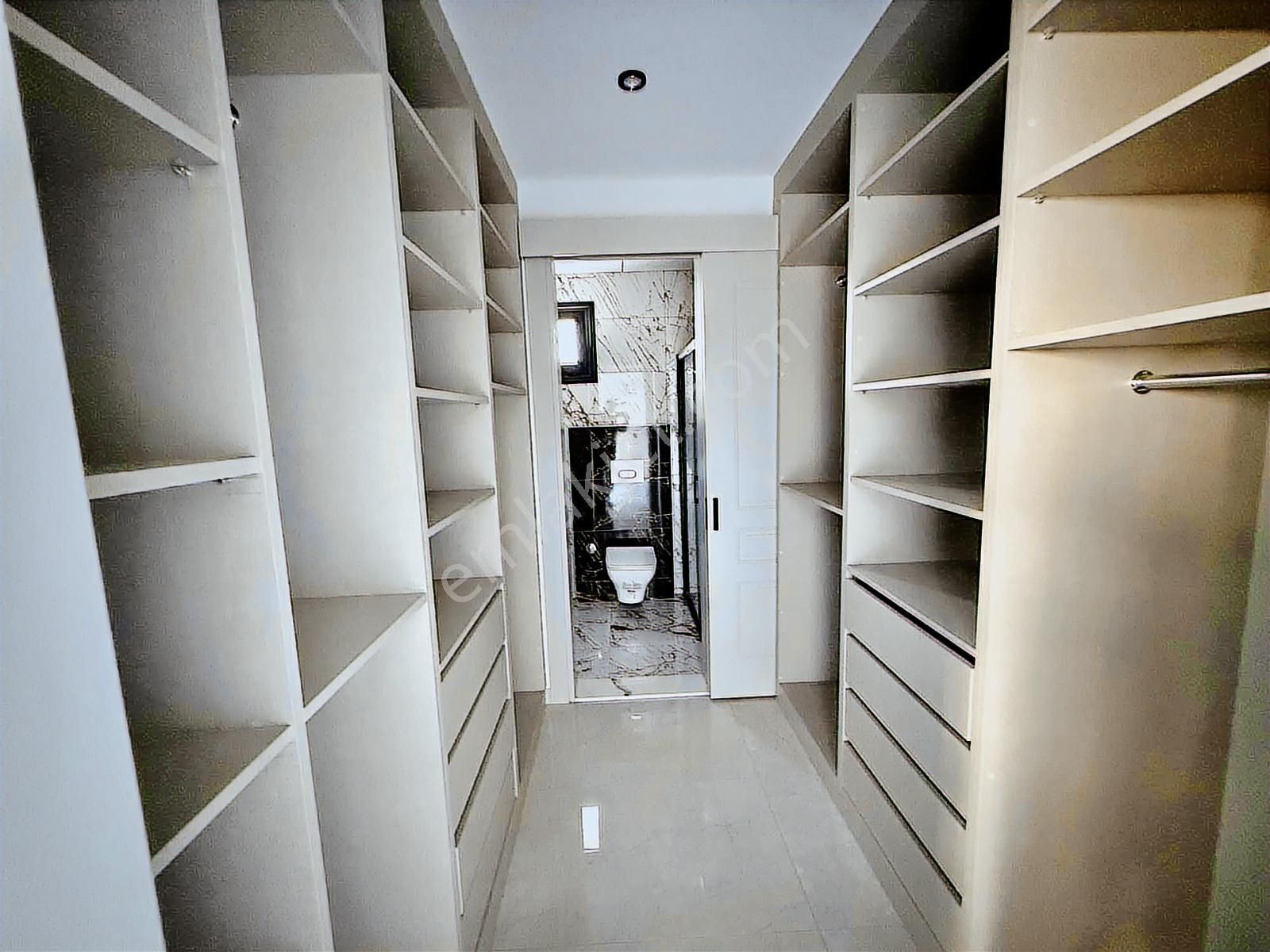 Adalet Mahallesi'nde Satılık 3.5+1 180 M2 Bahçe Katı Daire - Görsel 13