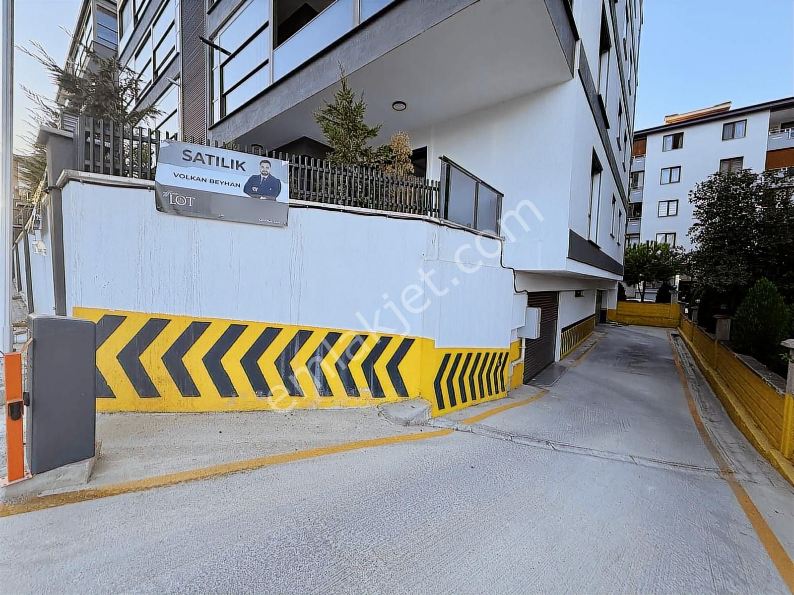 Adalet Mahallesi'nde Satılık 3.5+1 180 M2 Bahçe Katı Daire - Görsel 20