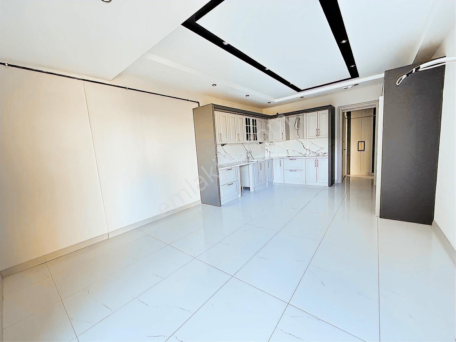 Adalet Mahallesi'nde Satılık 3.5+1 180 M2 Bahçe Katı Daire - Görsel 11