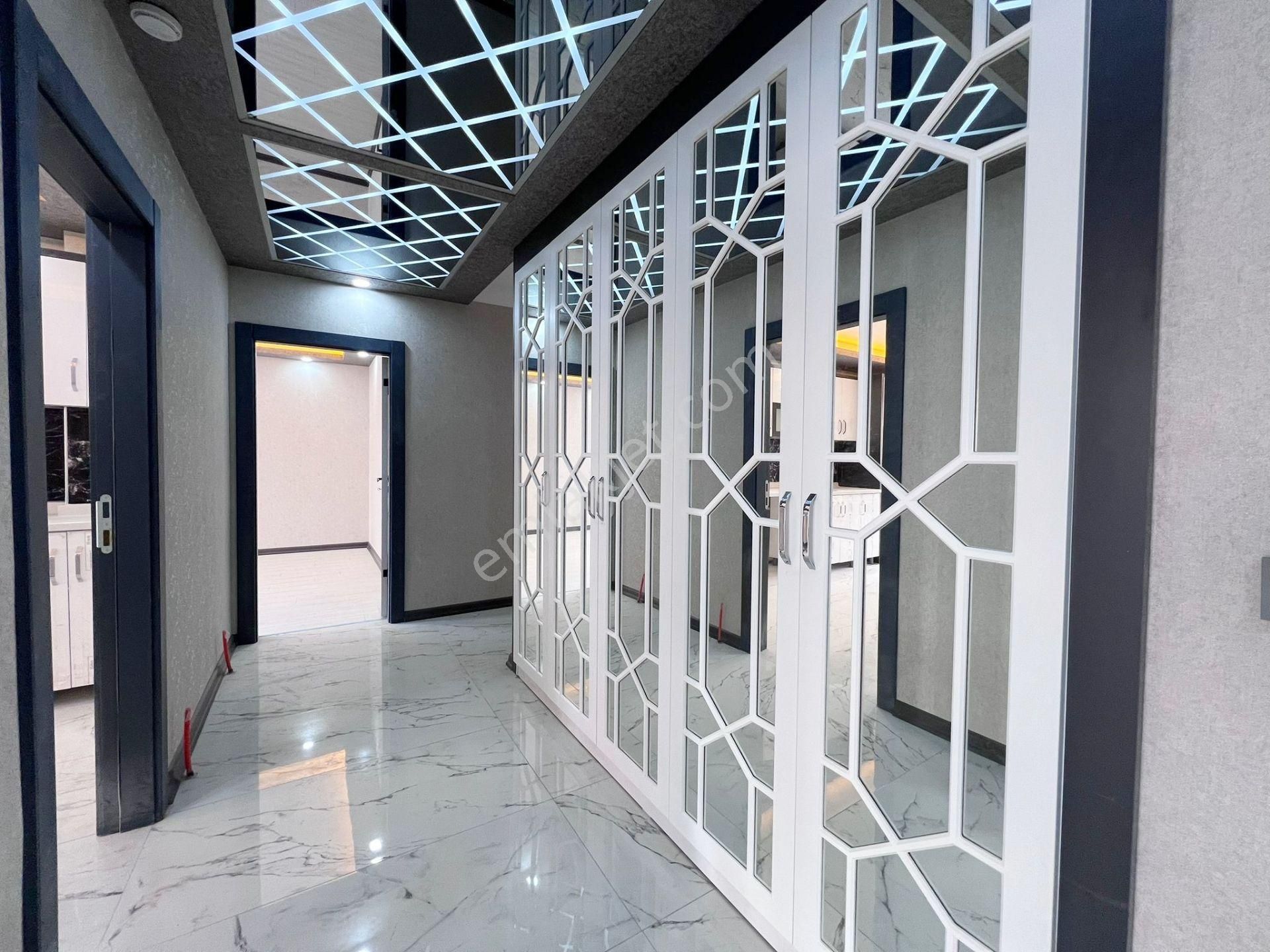 Öz'maşallah.dan Katta Acil Satılık Geniş 4+1 Daire,,, - Görsel 7