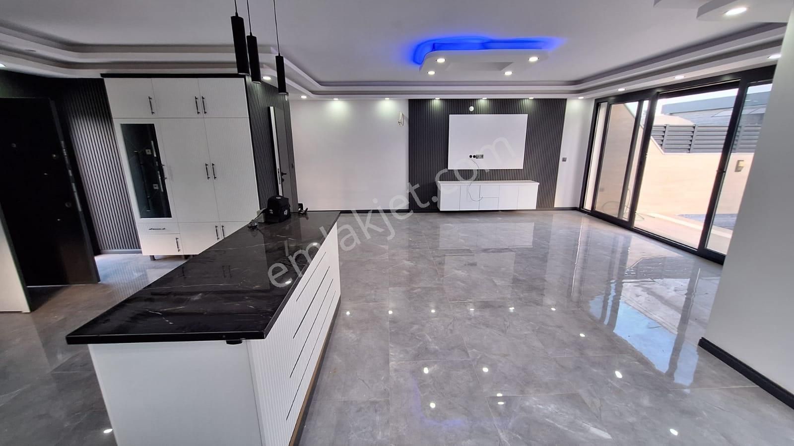 Didim Yeşilkent Yolunda 3+1 Ön Cepheli Havuzlu Müstakil Girişli Otoparklı Villamız Satışdadır - Görsel 14