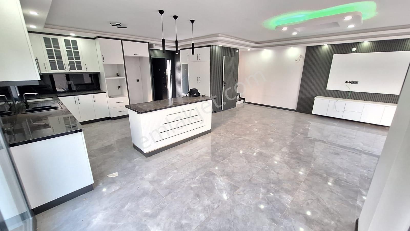 Didim Yeşilkent Yolunda 3+1 Ön Cepheli Havuzlu Müstakil Girişli Otoparklı Villamız Satışdadır - Görsel 17