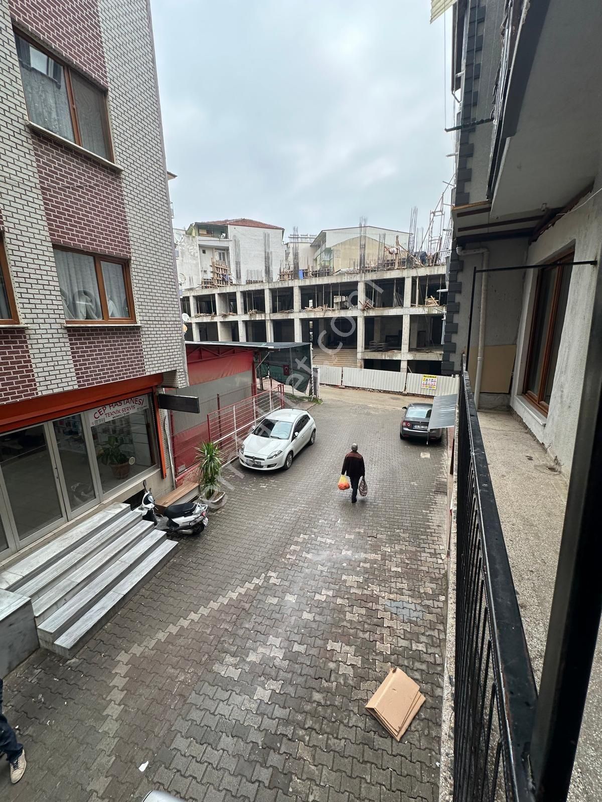 Bursa Emlak Alem-i Çarşı Merkezinde Arakat 2+1 90 M2 Acil Satılık Fırsat Daire - Görsel 11