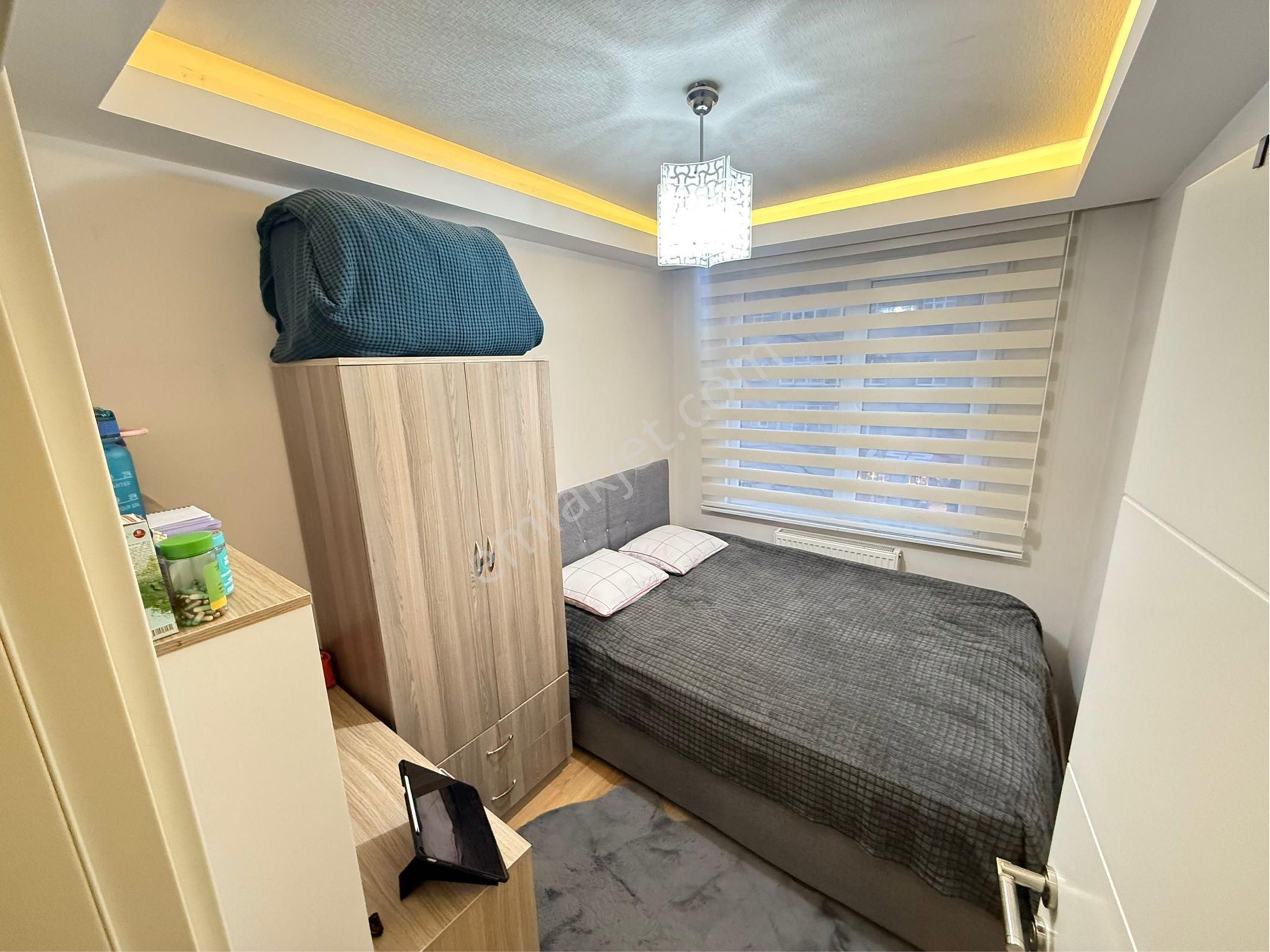 Çok Acil Cadde Üzeri Rezidans+çift Cephe Ayrı Mutfaklı Full Eşyalı 2+1 Arakat - Görsel 16