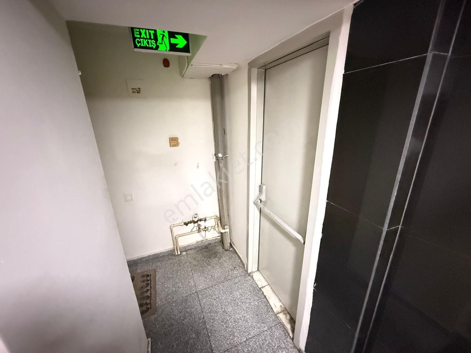 Çok Acil Cadde Üzeri Rezidans+çift Cephe Ayrı Mutfaklı Full Eşyalı 2+1 Arakat - Görsel 28