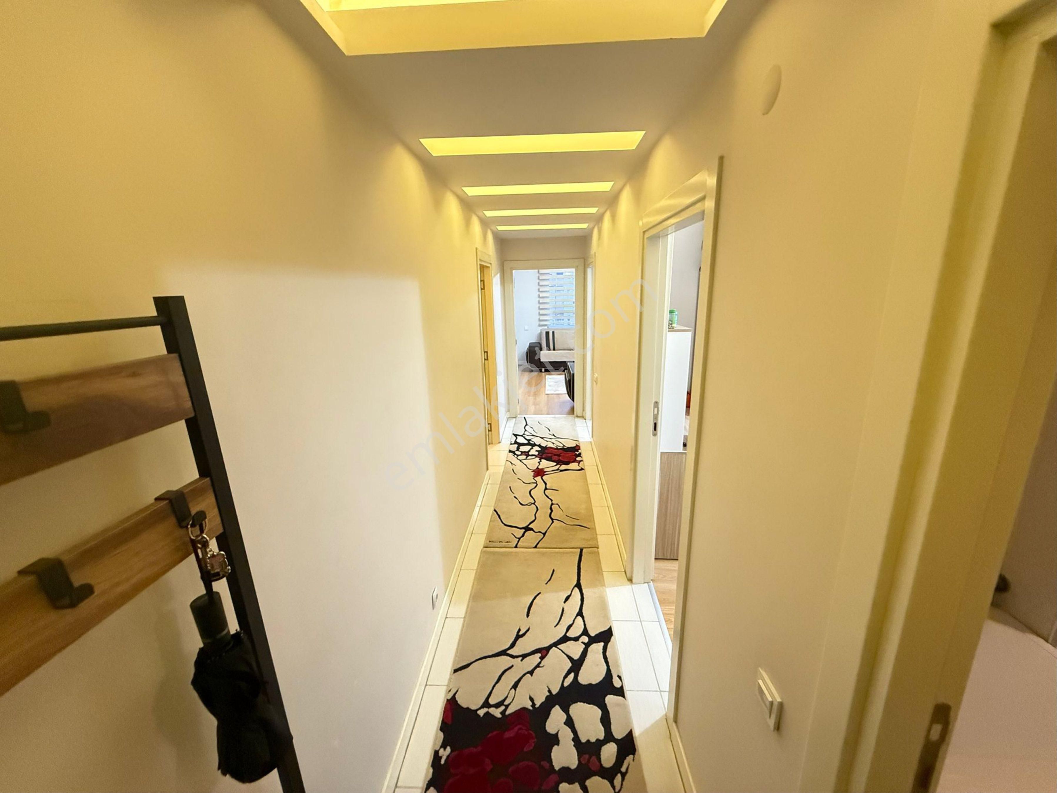 Çok Acil Cadde Üzeri Rezidans+çift Cephe Ayrı Mutfaklı Full Eşyalı 2+1 Arakat - Görsel 10