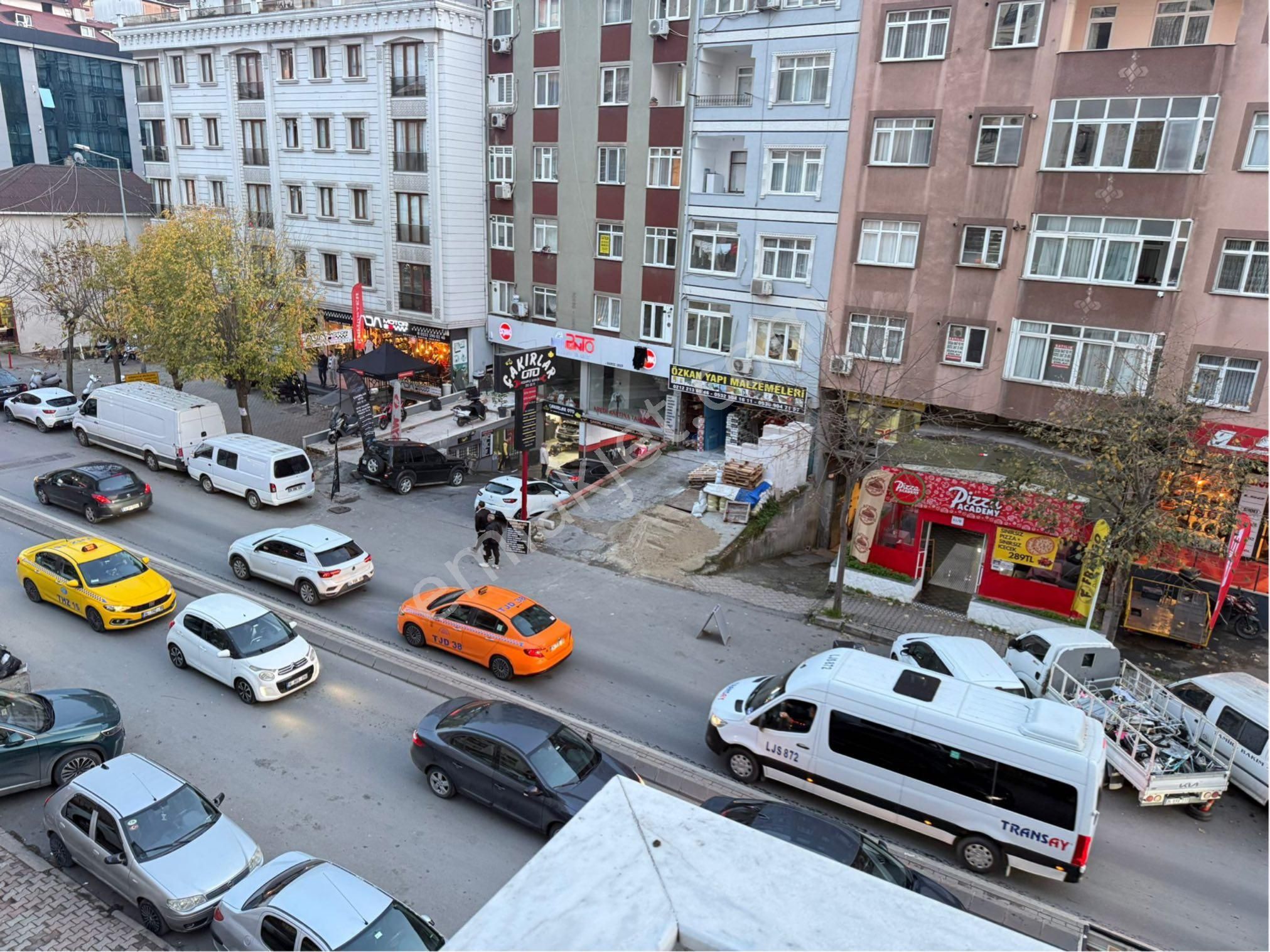 Çok Acil Cadde Üzeri Rezidans+çift Cephe Ayrı Mutfaklı Full Eşyalı 2+1 Arakat - Görsel 32