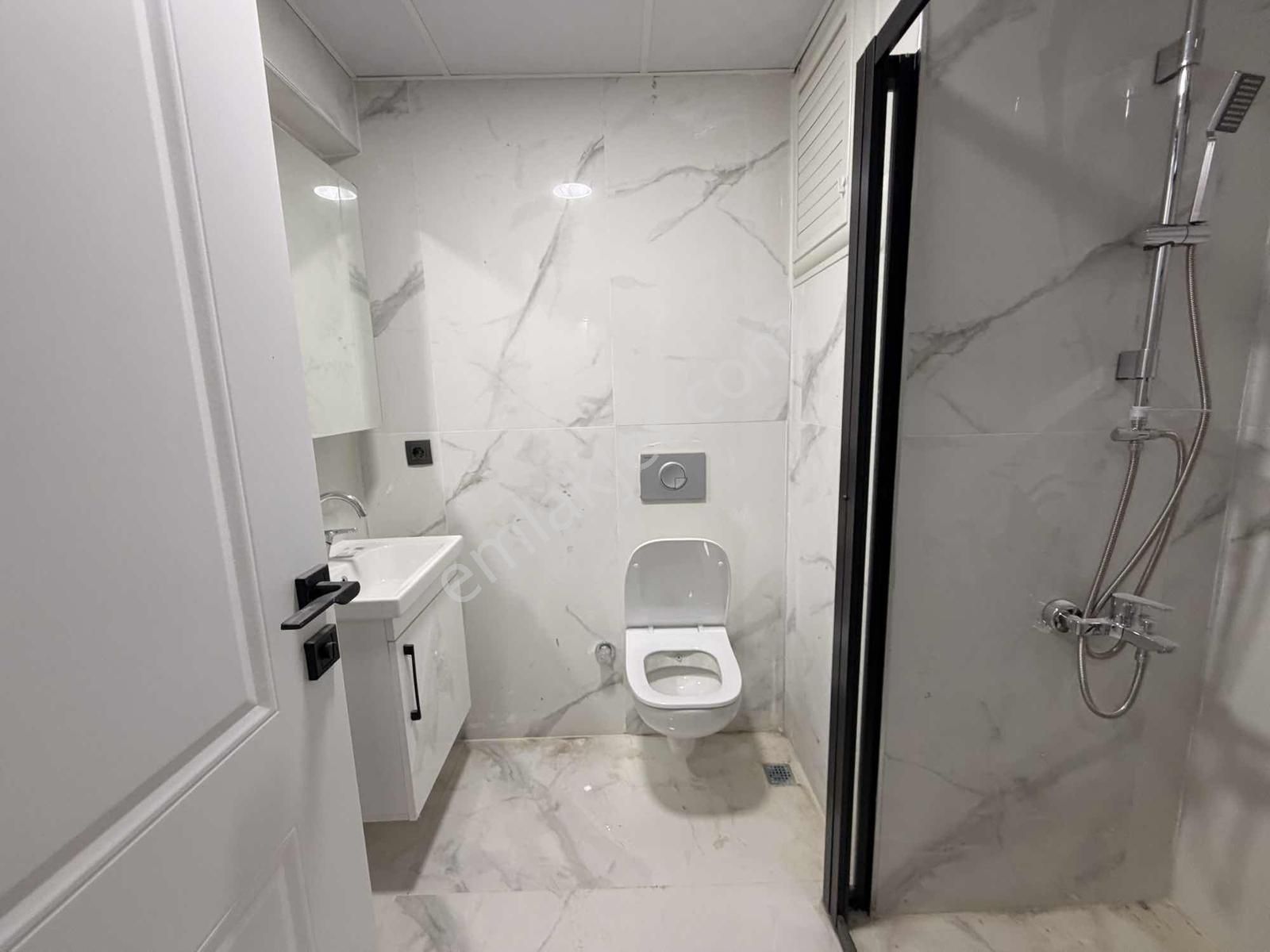 Uygan'dan Torbalı Mah. 2+1 105m² İzban Dibinde Arakat Ultra Lüx - Görsel 12