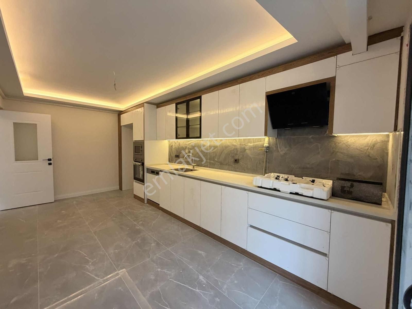 Uygan'dan Torbalı Mah. 2+1 105m² İzban Dibinde Arakat Ultra Lüx - Görsel 19