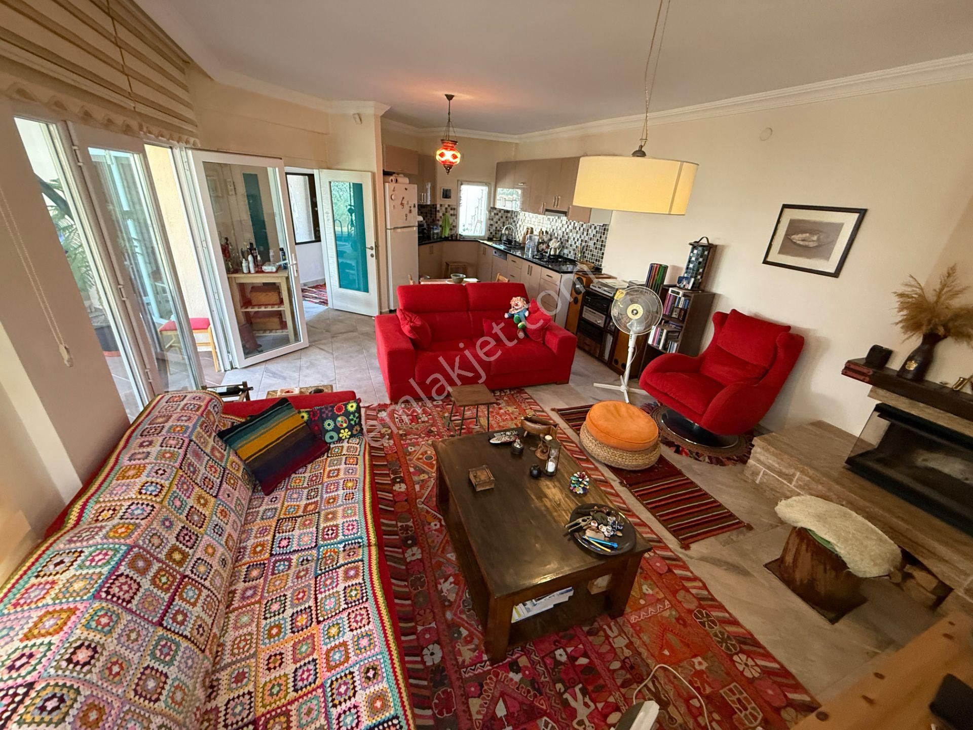 Sincan Malıköy Mah Havuzlu Şömineli 5+1 Site İçi 2katlı Villa - Görsel 14
