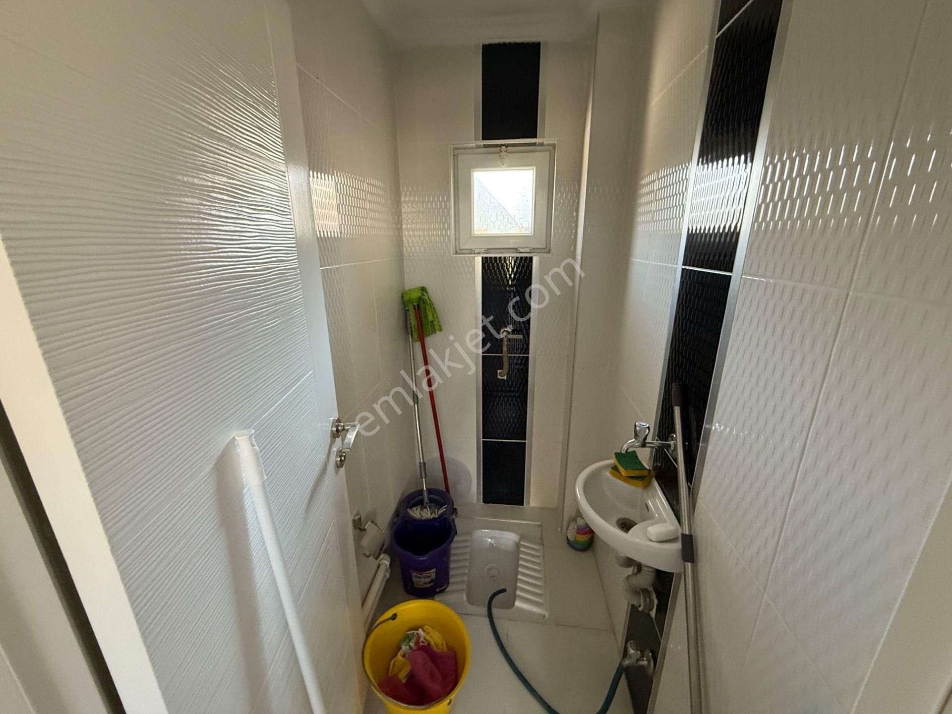 Sincan Malıköy Mah Havuzlu Şömineli 5+1 Site İçi 2katlı Villa - Görsel 16