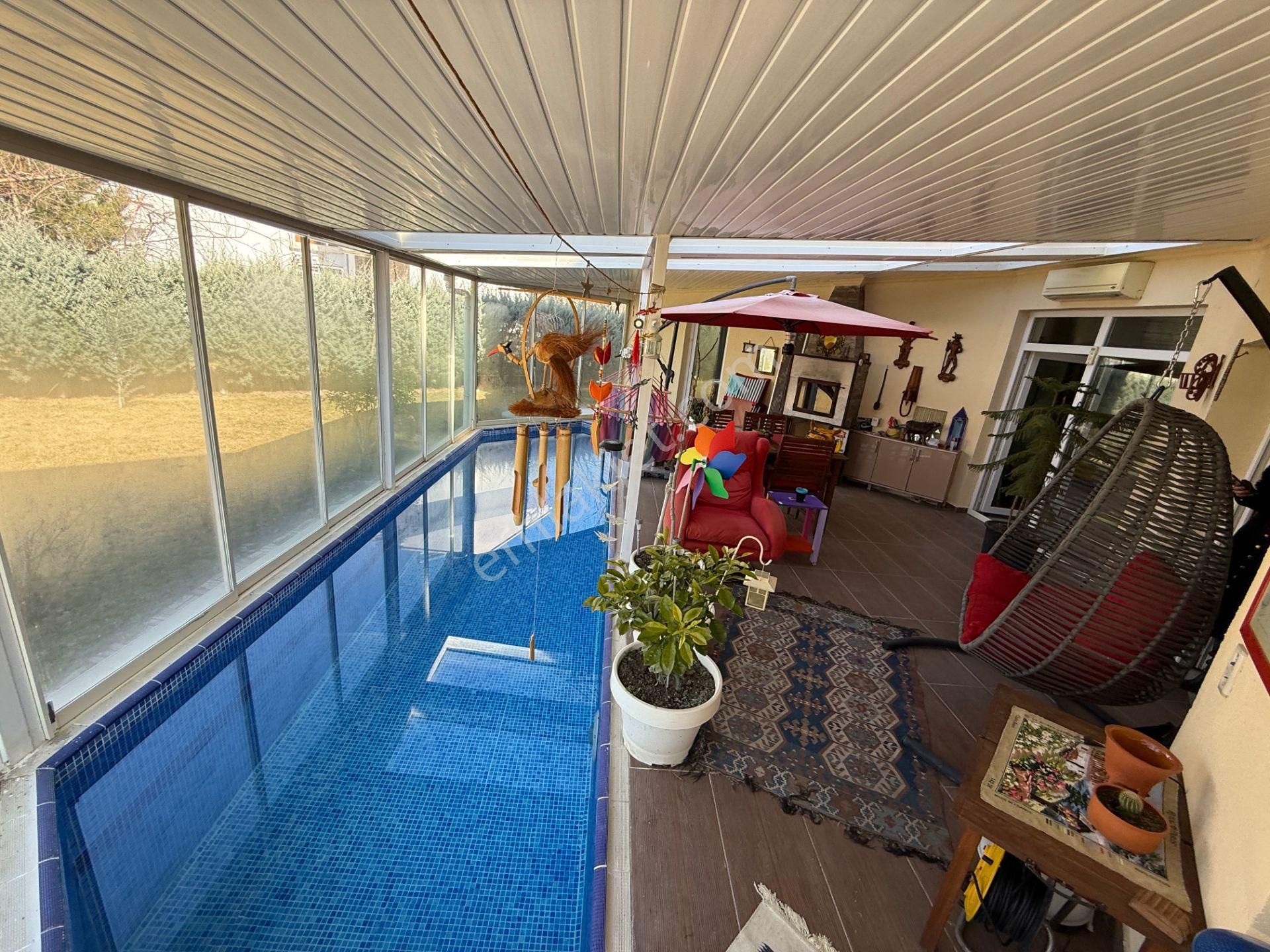 Sincan Malıköy Mah Havuzlu Şömineli 5+1 Site İçi 2katlı Villa - Görsel 6