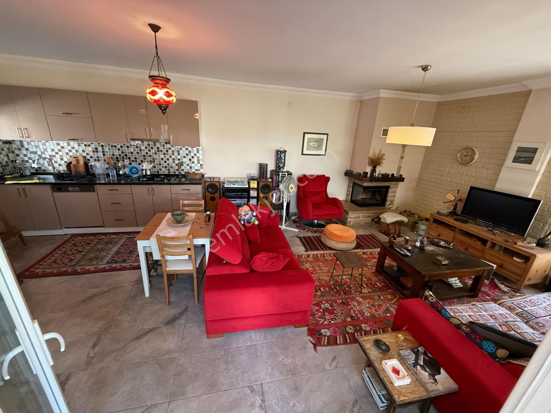 Sincan Malıköy Mah Havuzlu Şömineli 5+1 Site İçi 2katlı Villa - Görsel 11