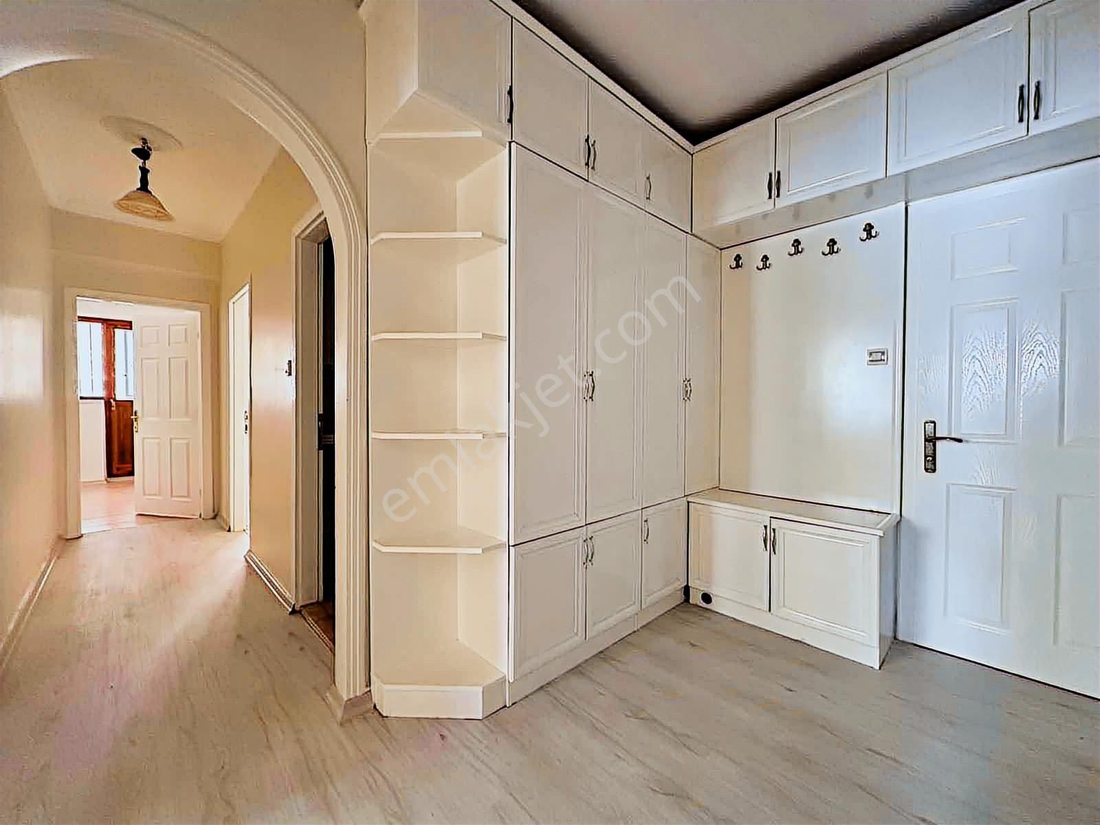 Şentürk Gayrimenkul'den H.gazi Merkeze Yakın 2+1 Ön Cephe Daire - Görsel 23