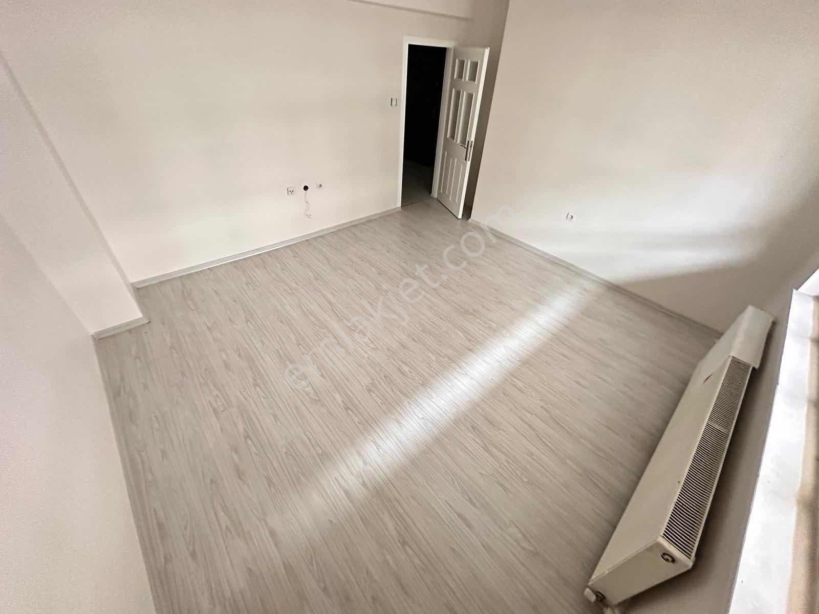 Şentürk Gayrimenkul'den H.gazi Merkeze Yakın 2+1 Ön Cephe Daire - Görsel 7