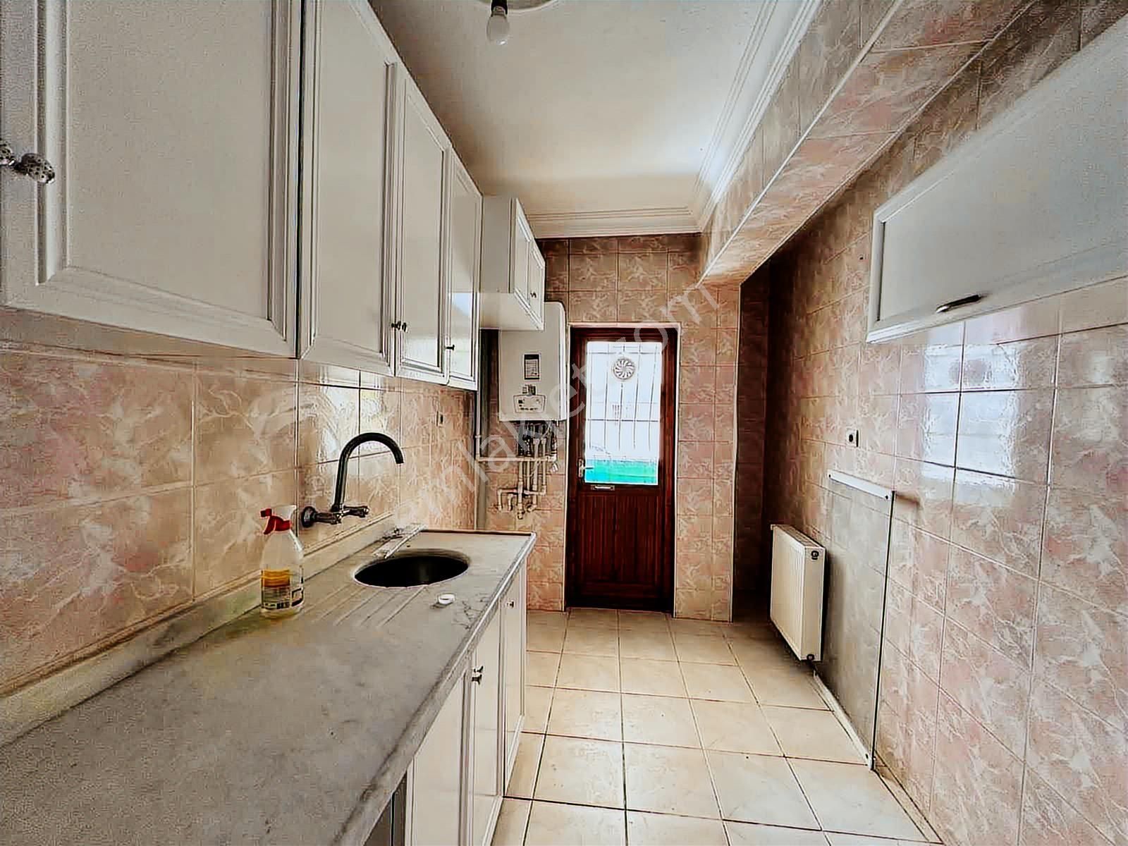 Şentürk Gayrimenkul'den H.gazi Merkeze Yakın 2+1 Ön Cephe Daire - Görsel 4